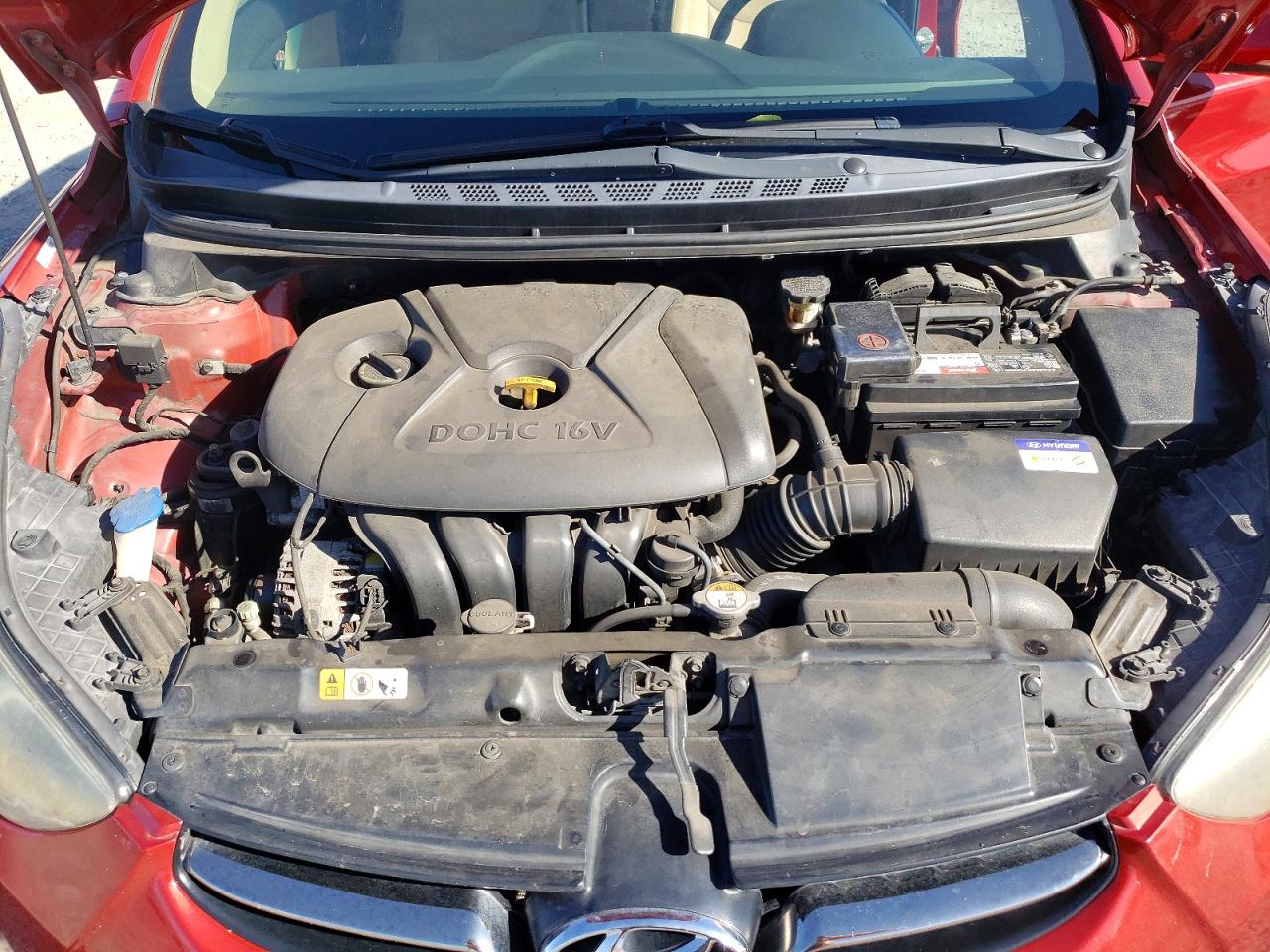2013 Hyundai Elantra Limited Red vin: KMHDH4AE0DU523153