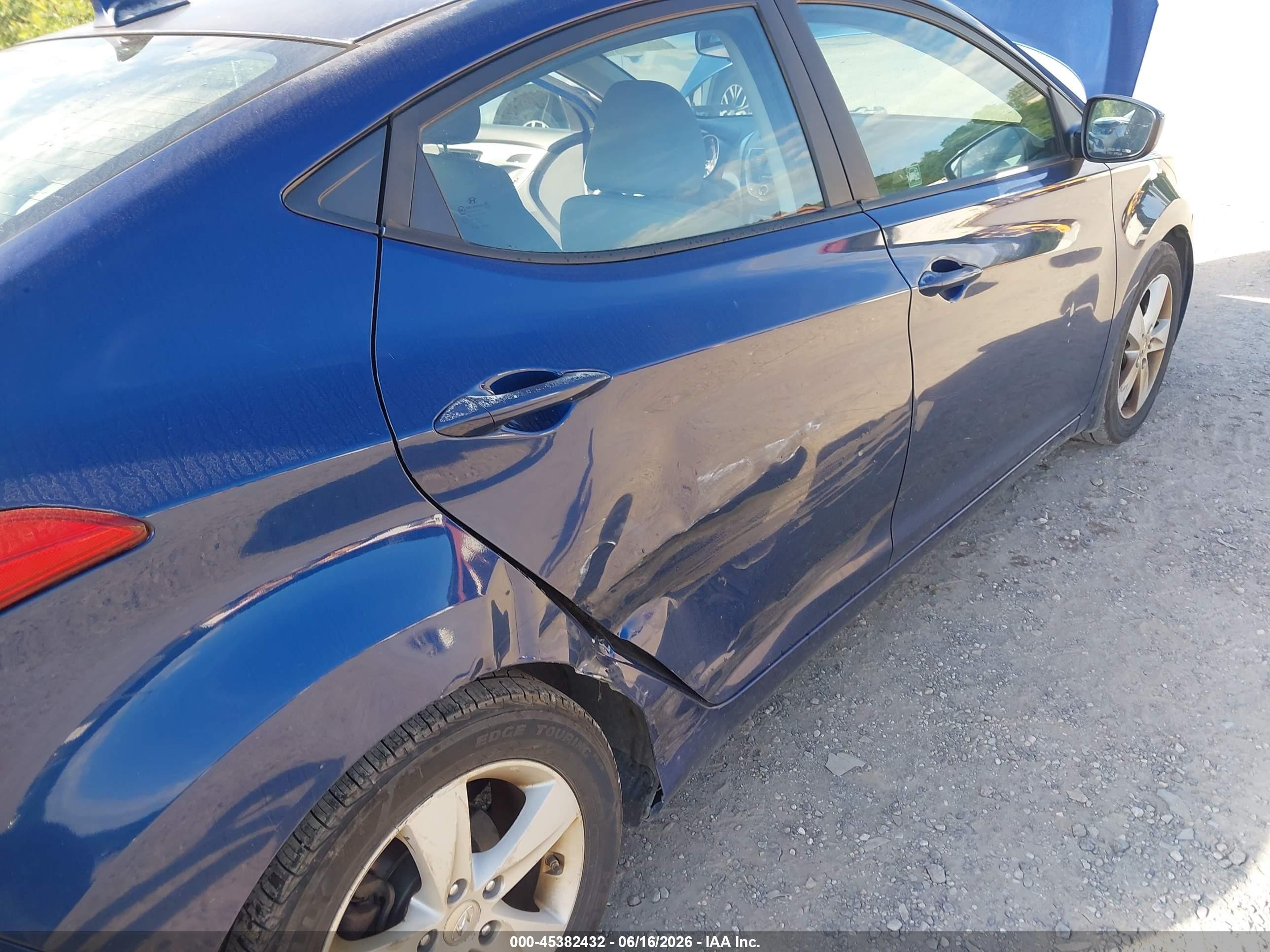 2013 Hyundai Elantra Gls Blue vin: KMHDH4AE0DU530409