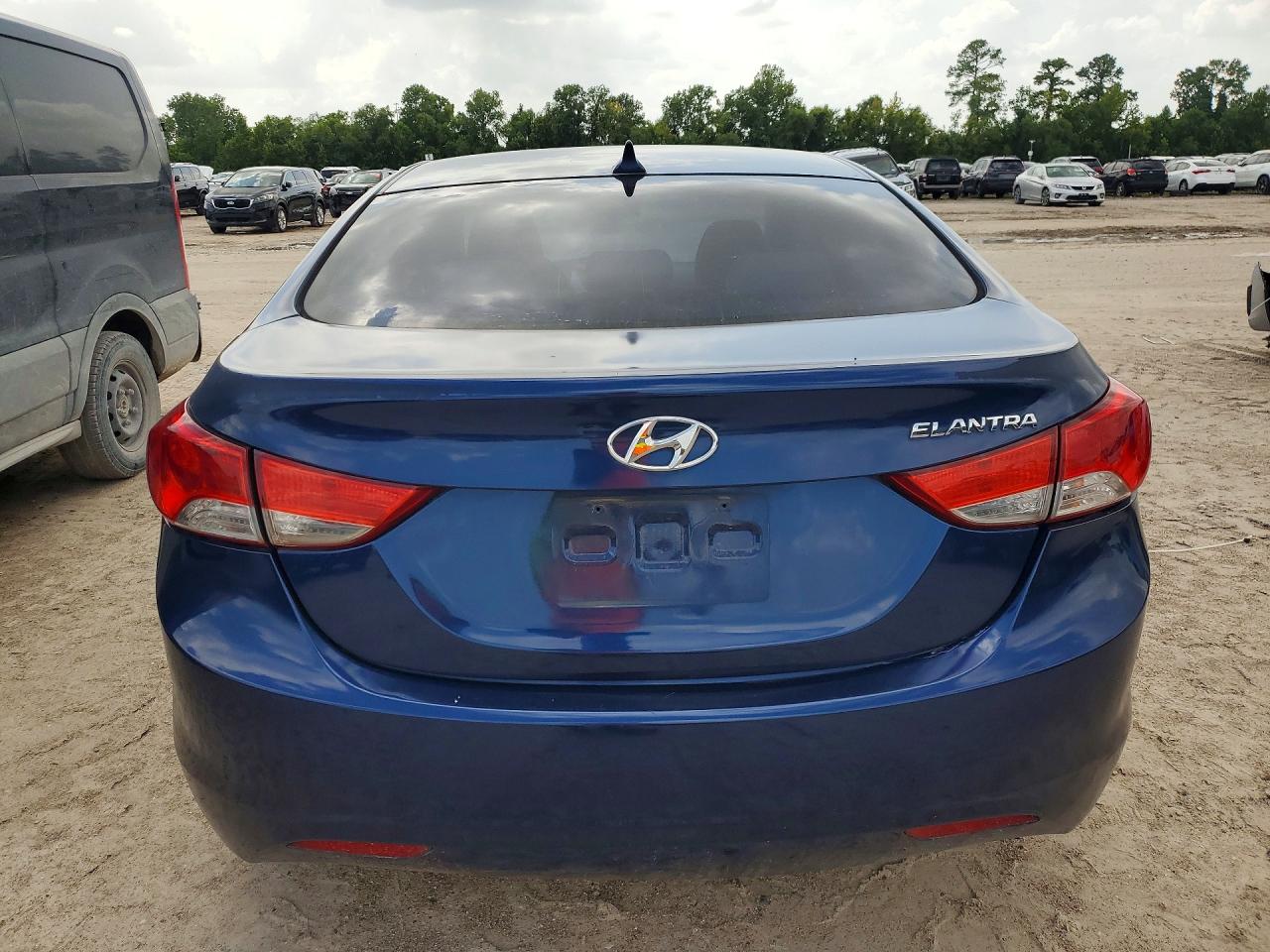 2013 Hyundai Elantra Gls Blue vin: KMHDH4AE0DU534685