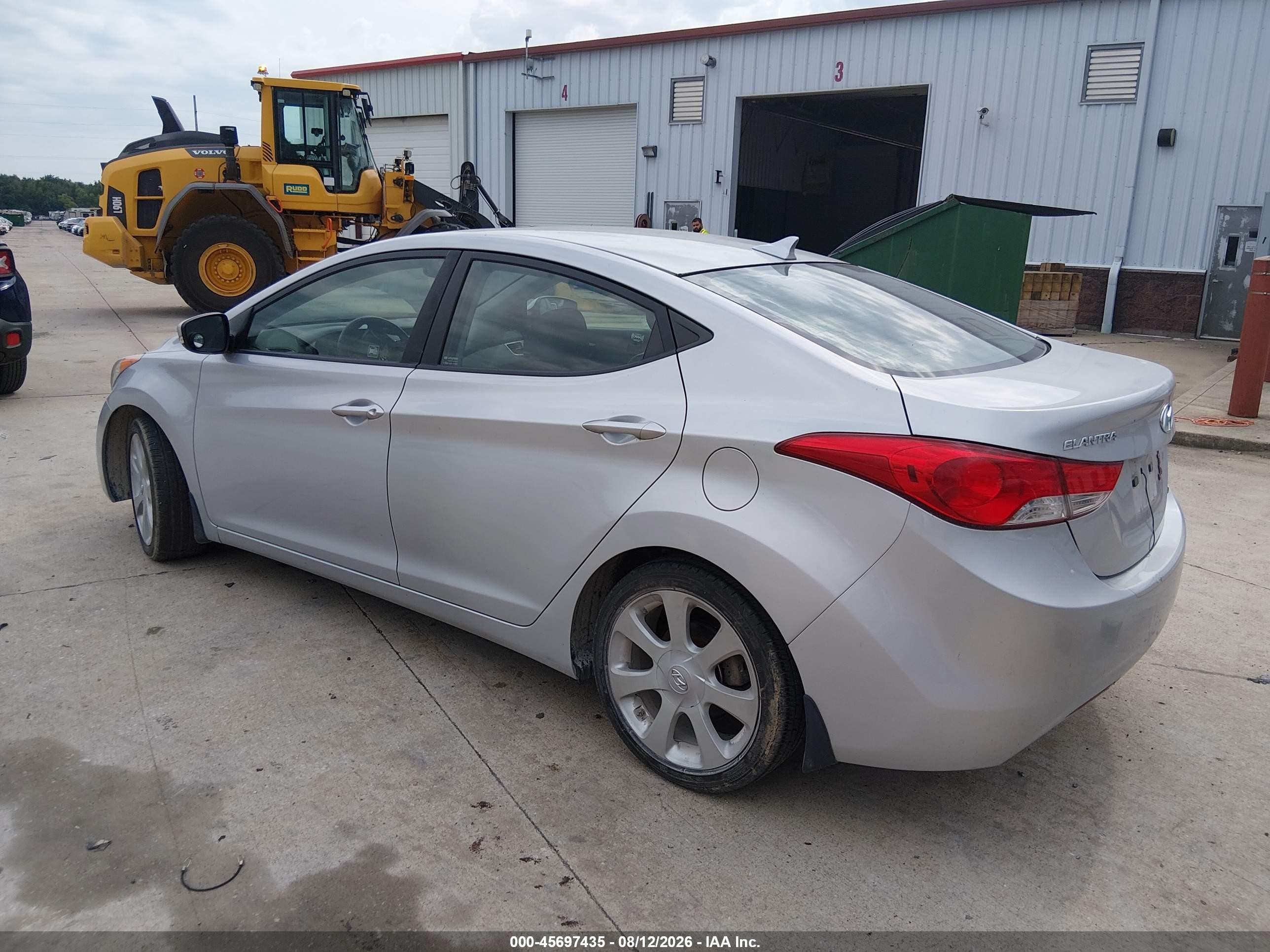 2013 Hyundai Elantra Limited Silver vin: KMHDH4AE0DU554189