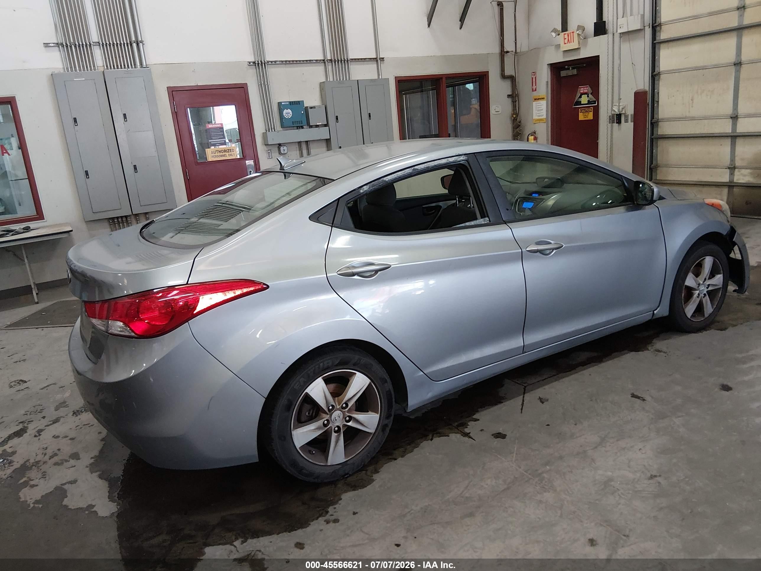 2013 Hyundai Elantra Gls Silver vin: KMHDH4AE0DU588276