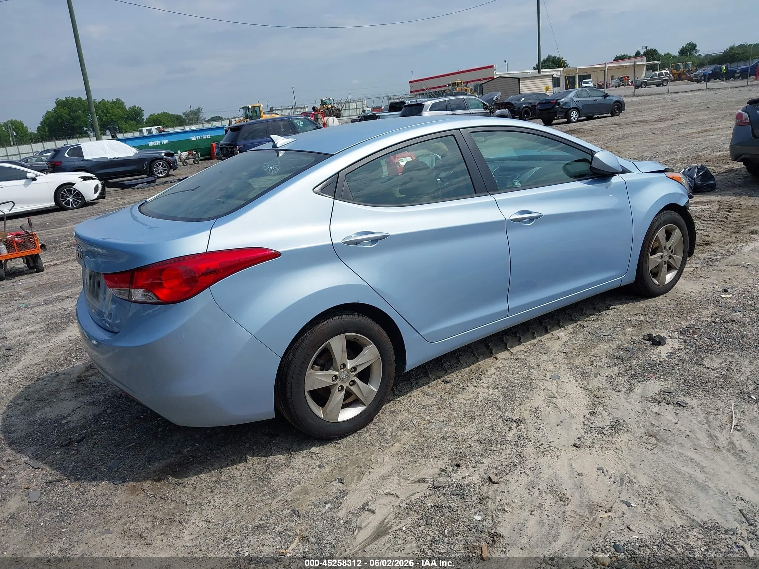 2013 Hyundai Elantra Gls Light Blue vin: KMHDH4AE0DU594658
