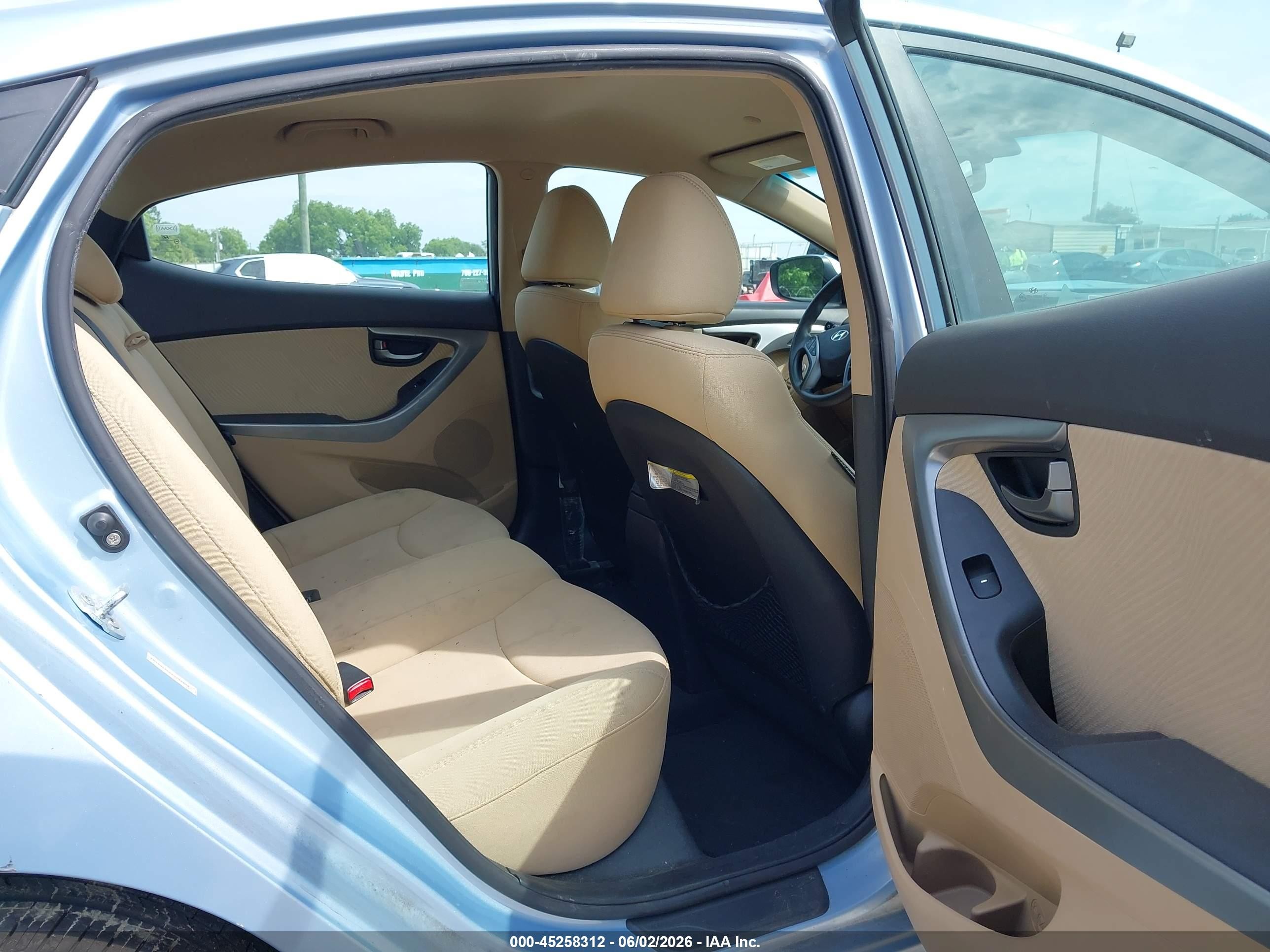 2013 Hyundai Elantra Gls Light Blue vin: KMHDH4AE0DU594658