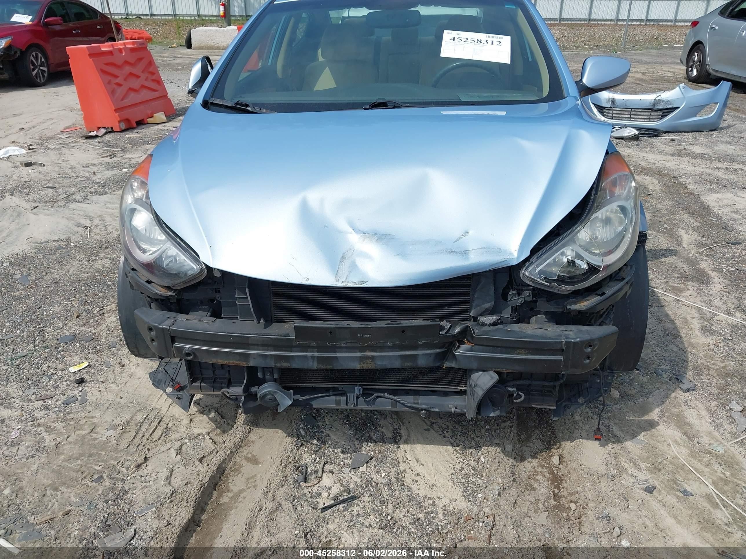 2013 Hyundai Elantra Gls Light Blue vin: KMHDH4AE0DU594658