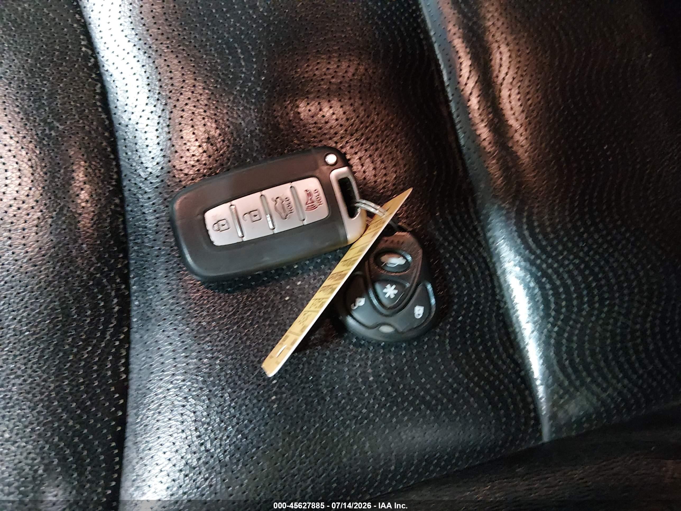 2013 Hyundai Elantra Limited Серый vin: KMHDH4AE0DU627514