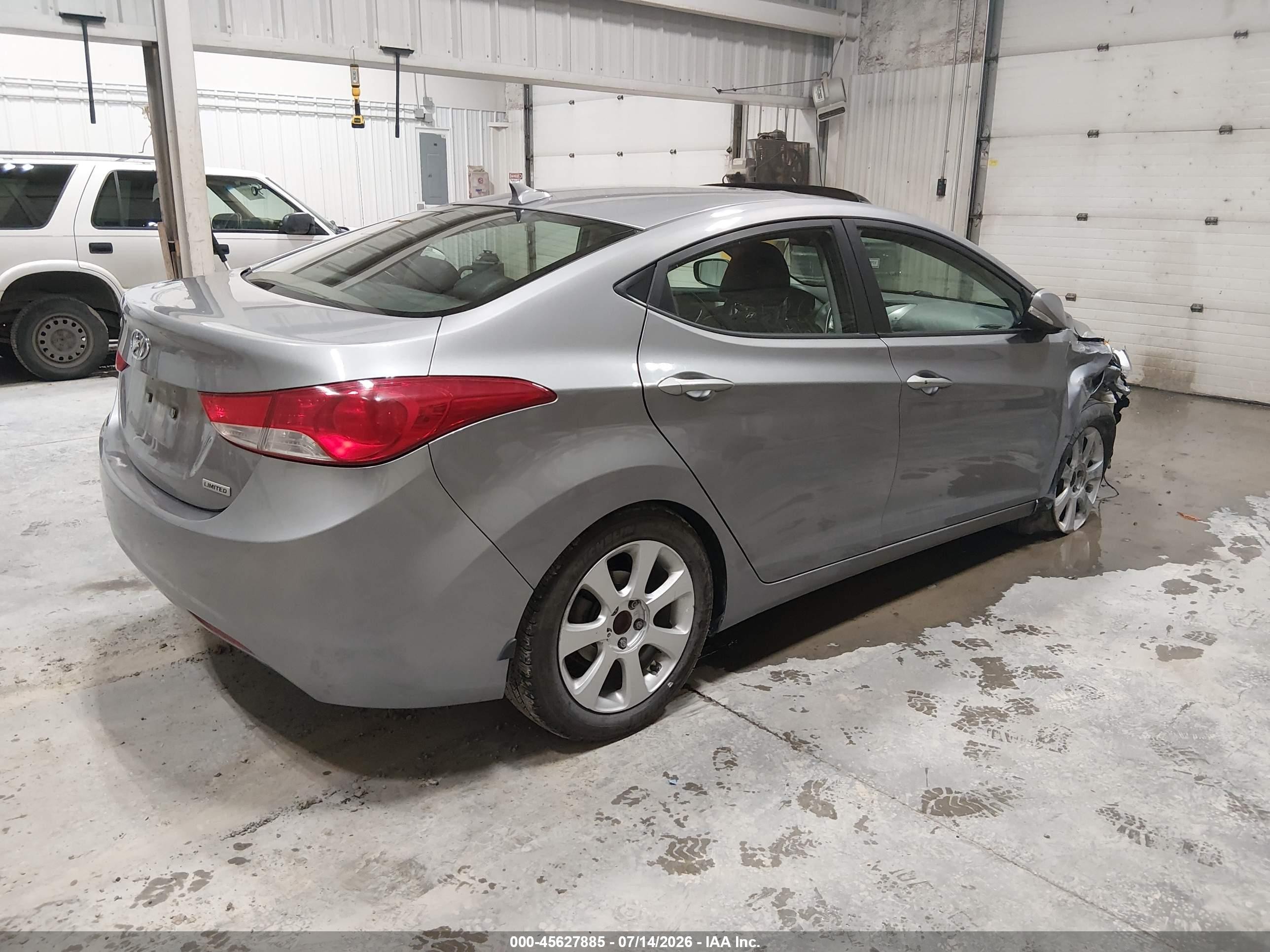 2013 Hyundai Elantra Limited Серый vin: KMHDH4AE0DU627514
