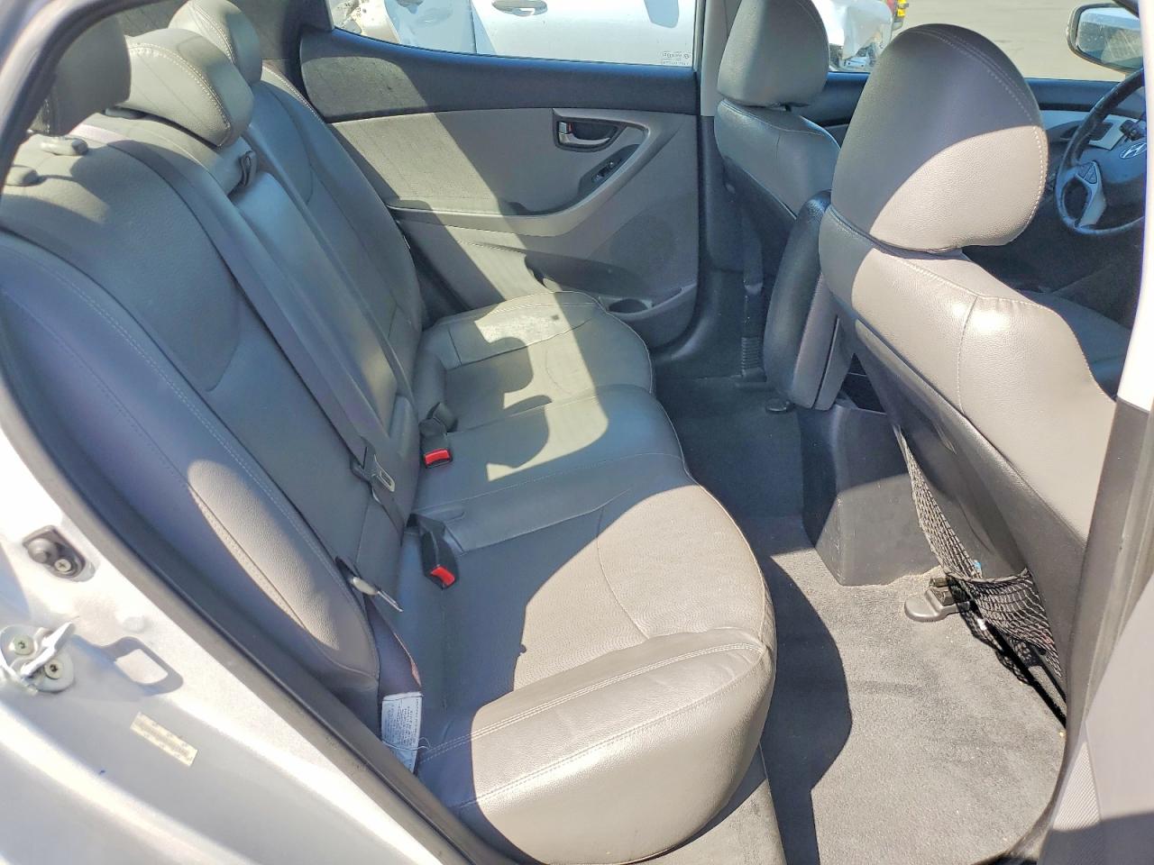 2013 Hyundai Elantra Limited Silver vin: KMHDH4AE0DU661596