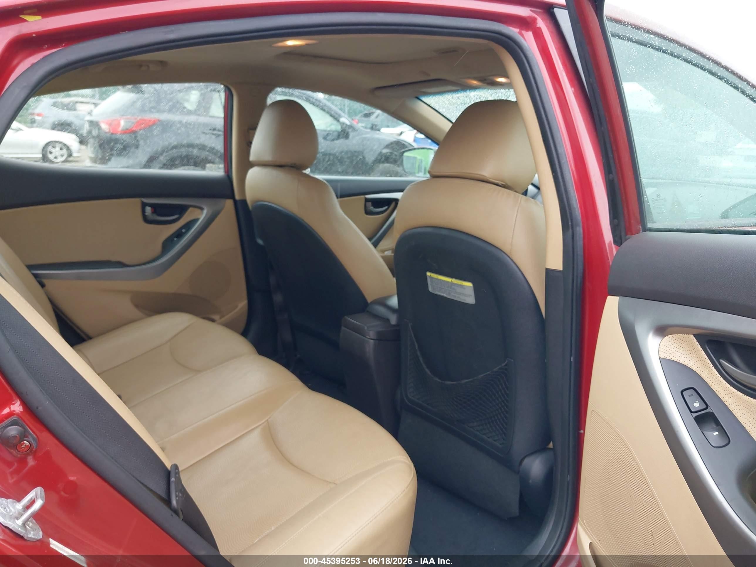 2013 Hyundai Elantra Limited Burgundy vin: KMHDH4AE0DU670184