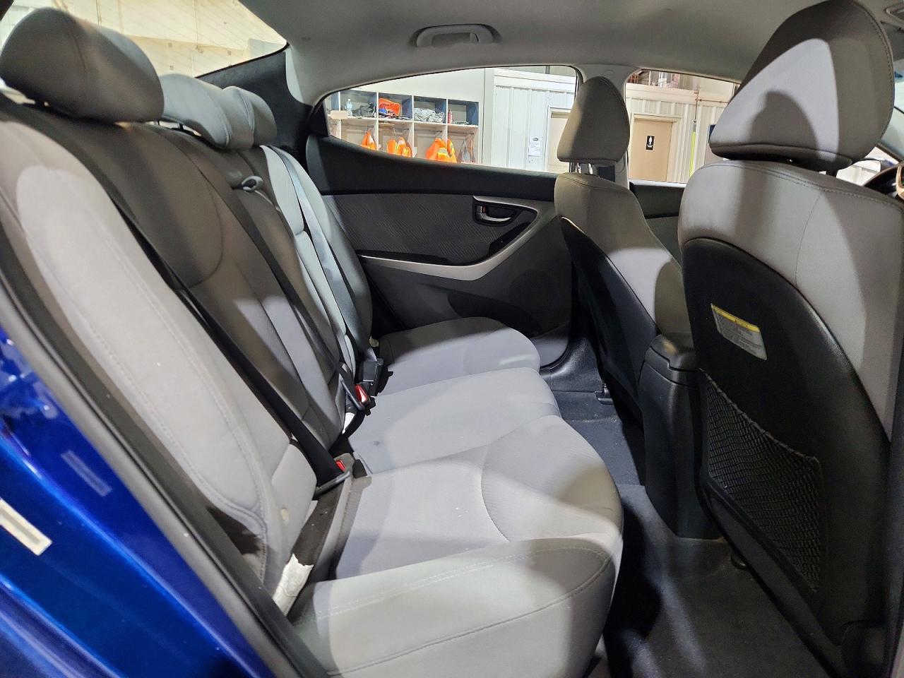 2013 Hyundai Elantra Gls Blue vin: KMHDH4AE0DU682867