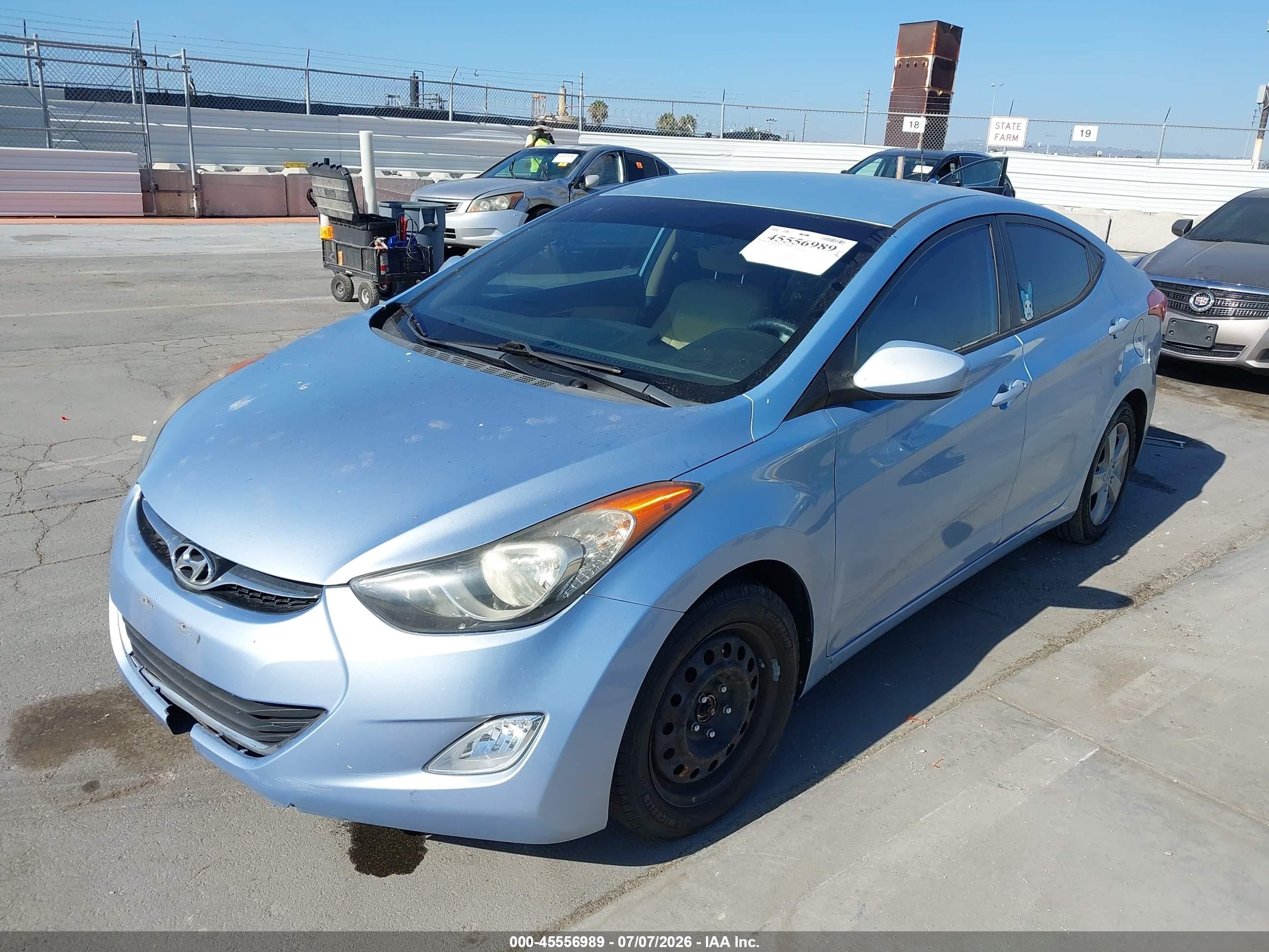 2013 Hyundai Elantra Gls Light Blue vin: KMHDH4AE0DU689723