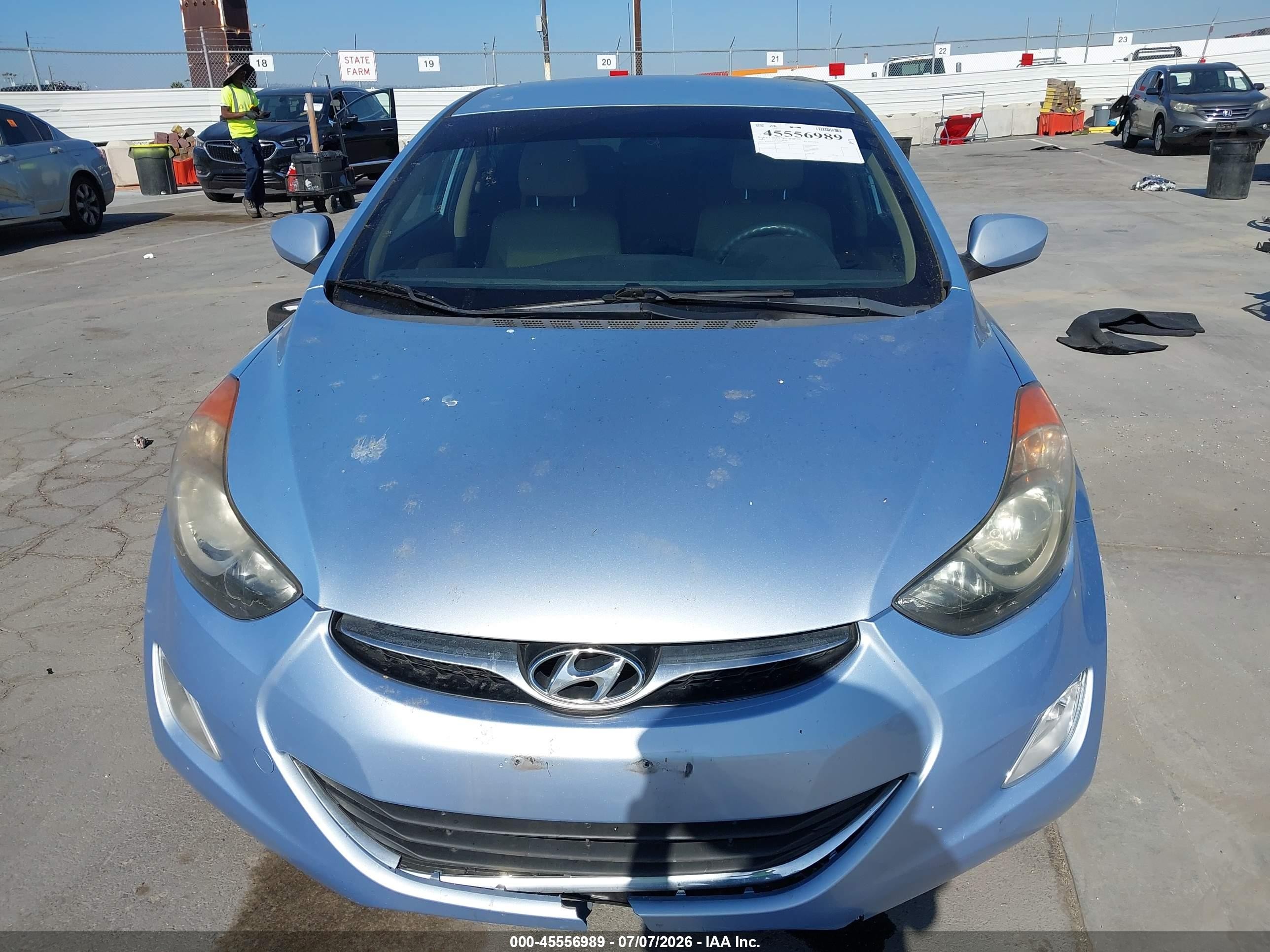 2013 Hyundai Elantra Gls Light Blue vin: KMHDH4AE0DU689723