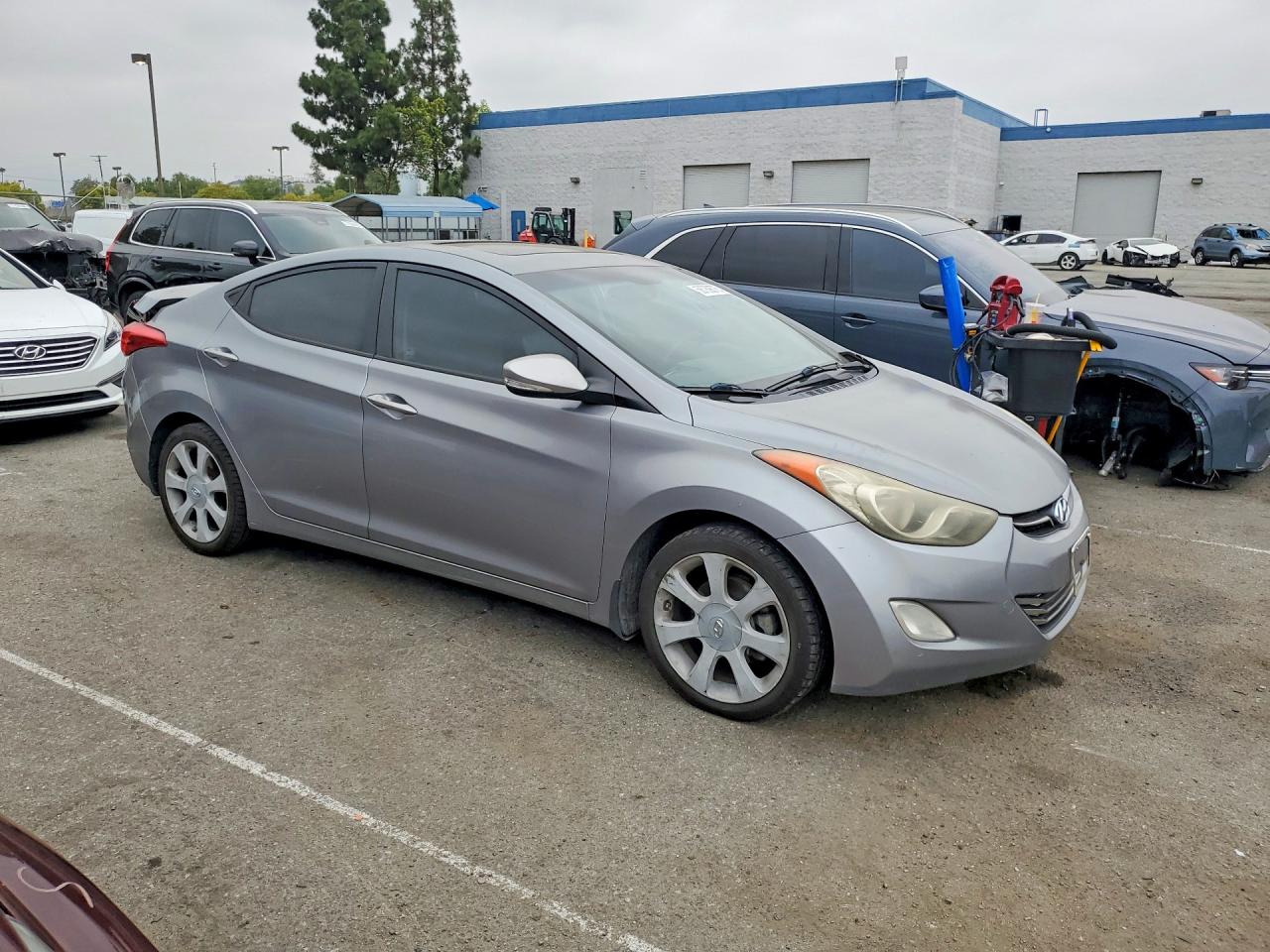 2013 Hyundai Elantra Limited Gray vin: KMHDH4AE0DU707041