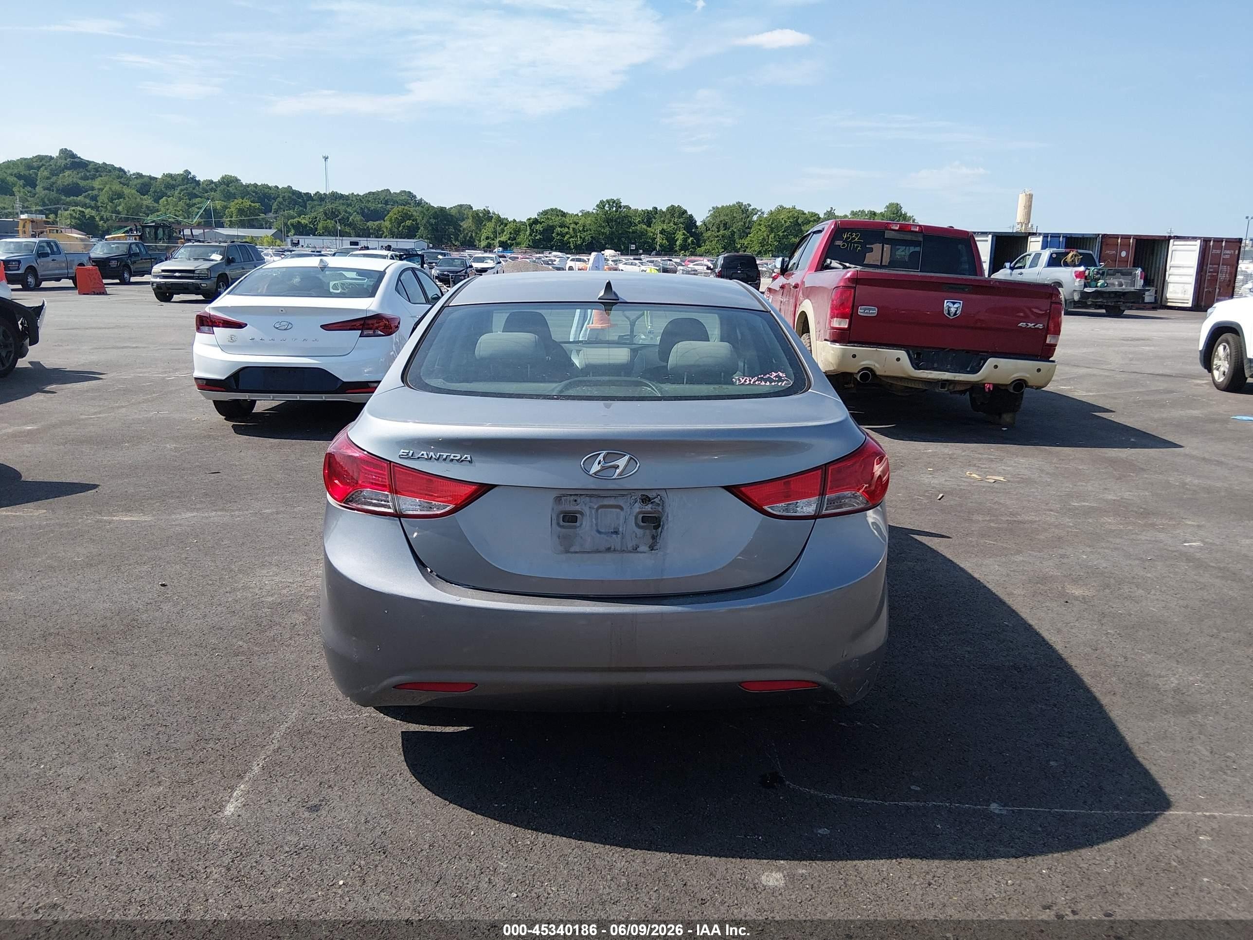 2013 Hyundai Elantra Gls Gray vin: KMHDH4AE0DU719092