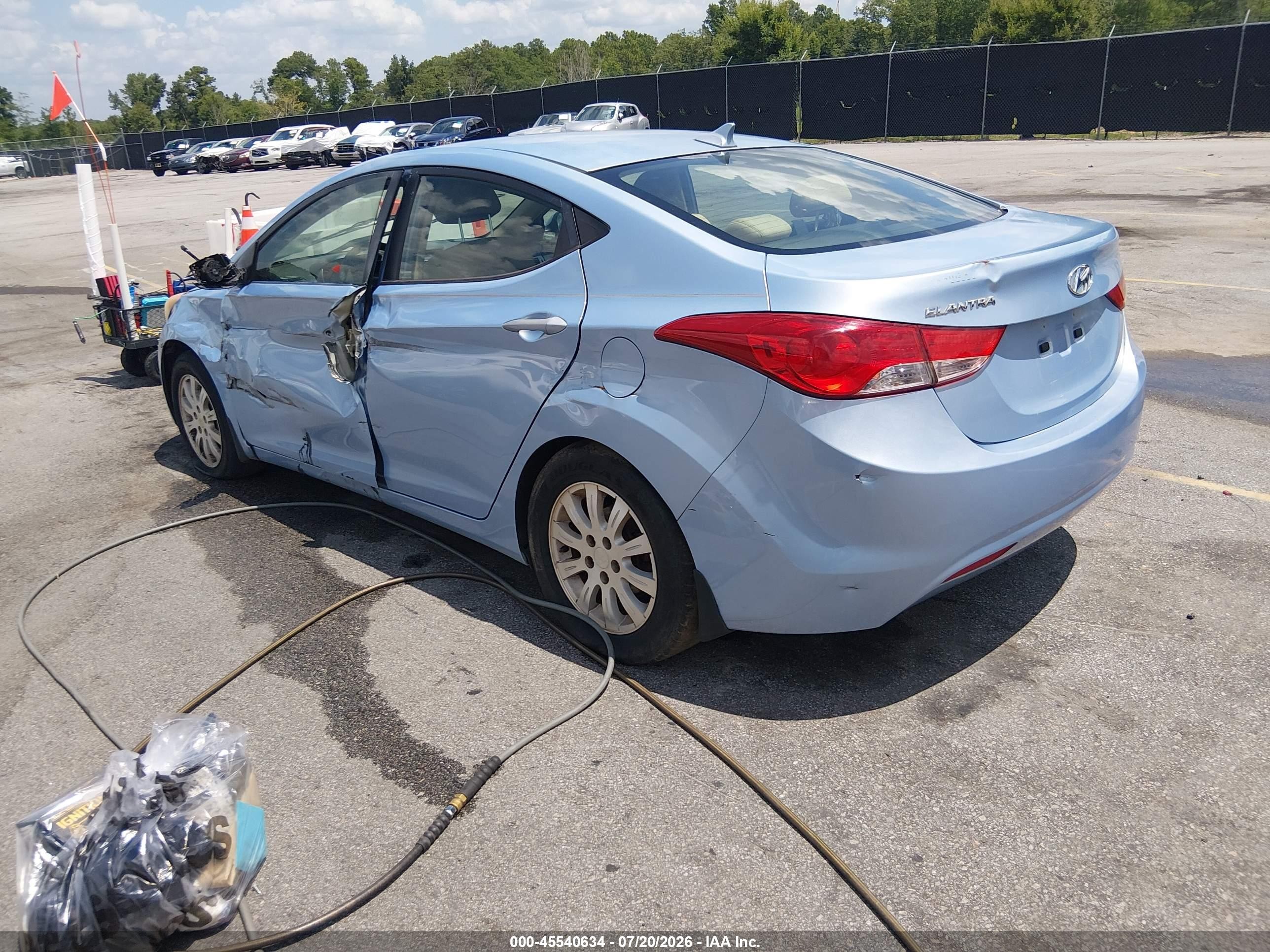 2013 Hyundai Elantra Gls Blue vin: KMHDH4AE0DU751945