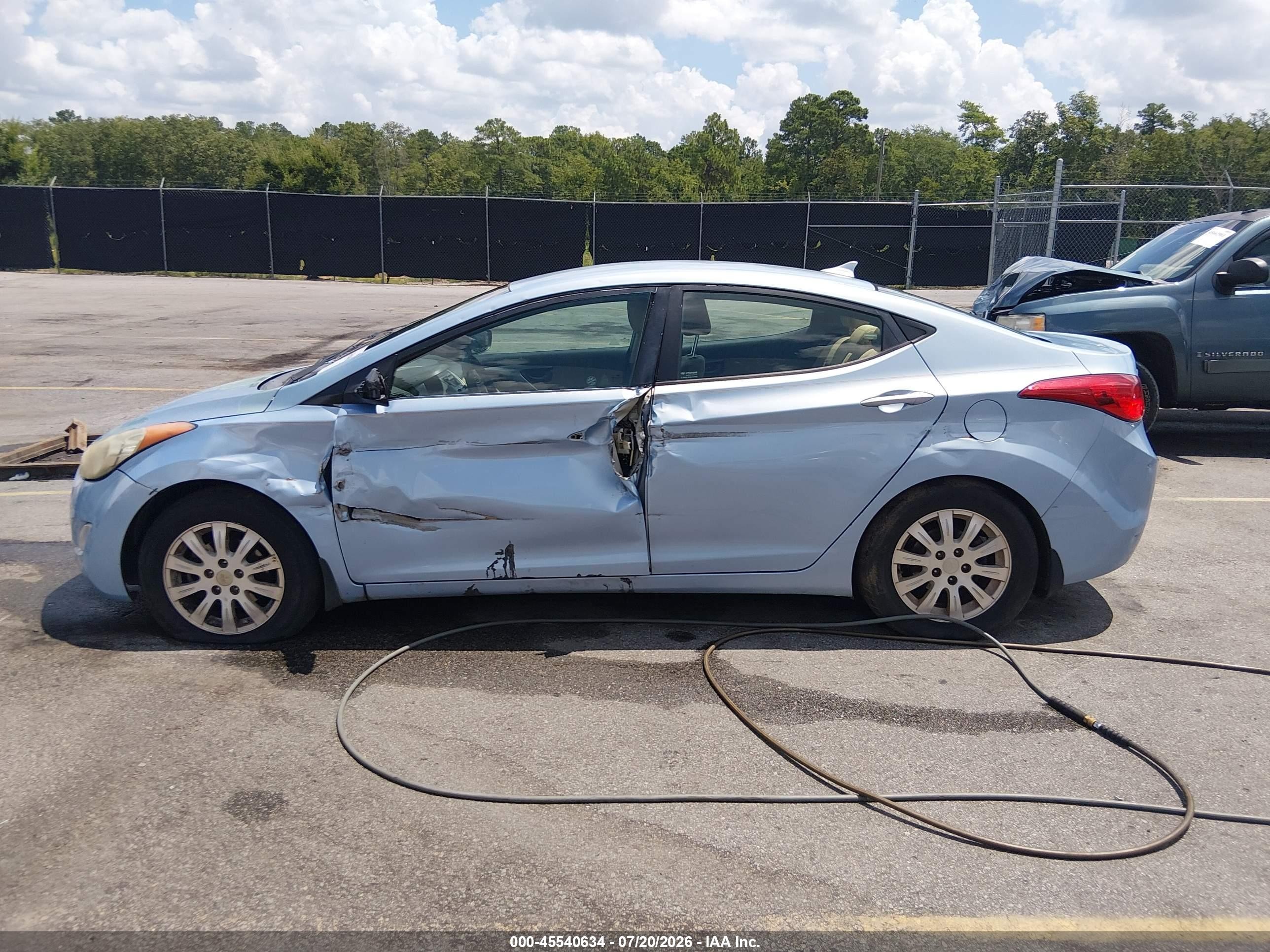 2013 Hyundai Elantra Gls Blue vin: KMHDH4AE0DU751945