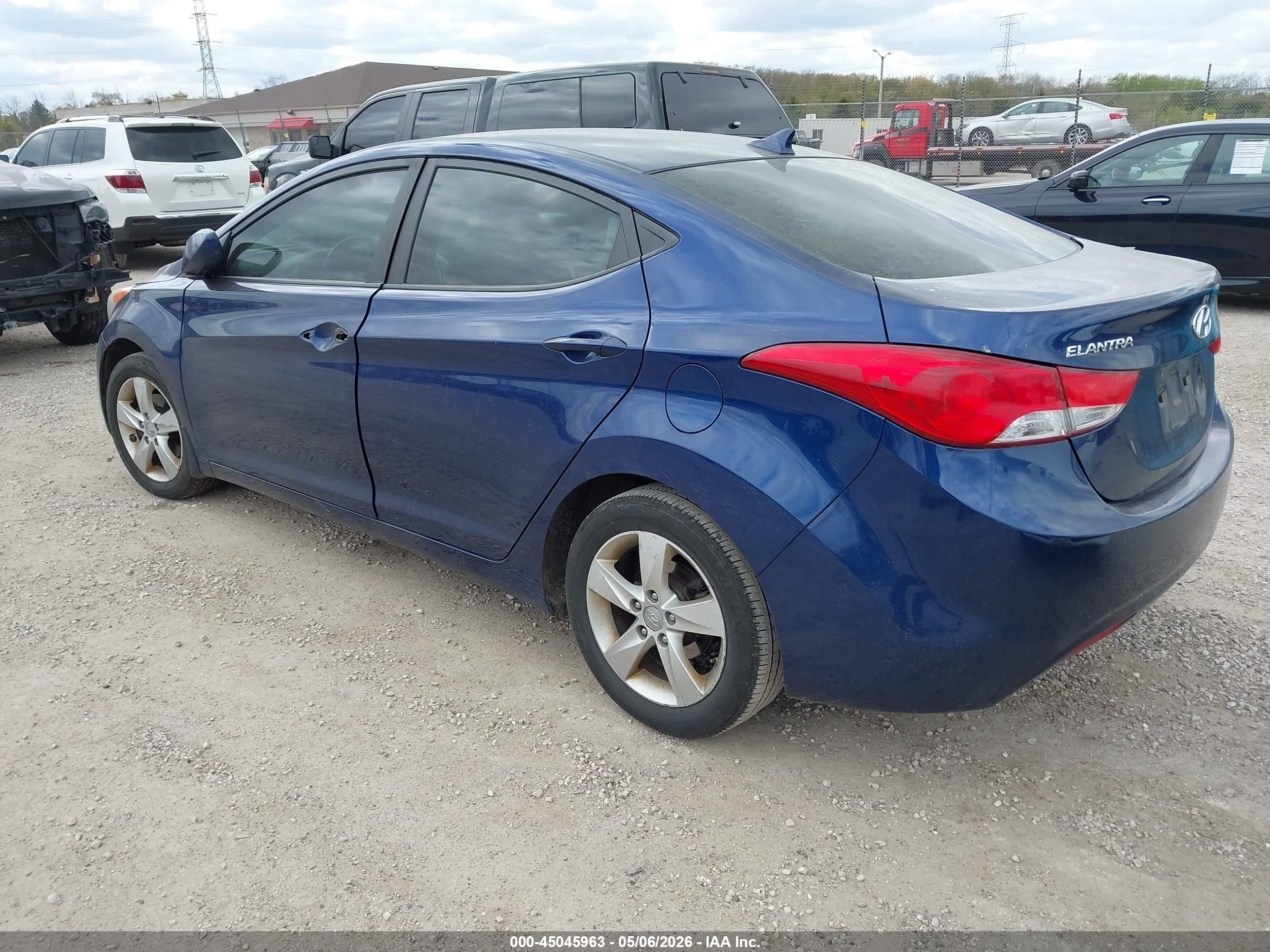 2013 Hyundai Elantra Gls Blue vin: KMHDH4AE0DU765683
