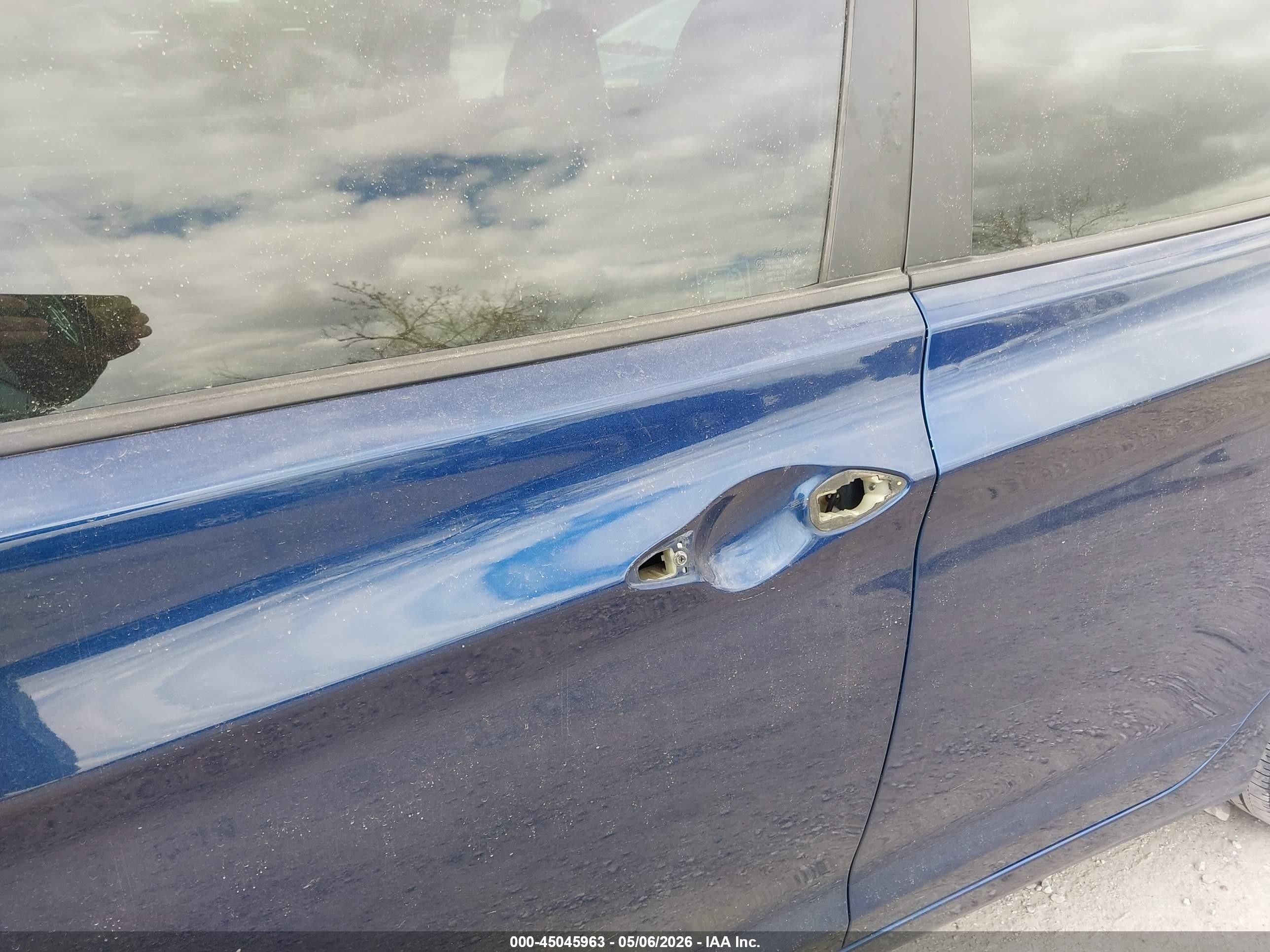 2013 Hyundai Elantra Gls Blue vin: KMHDH4AE0DU765683