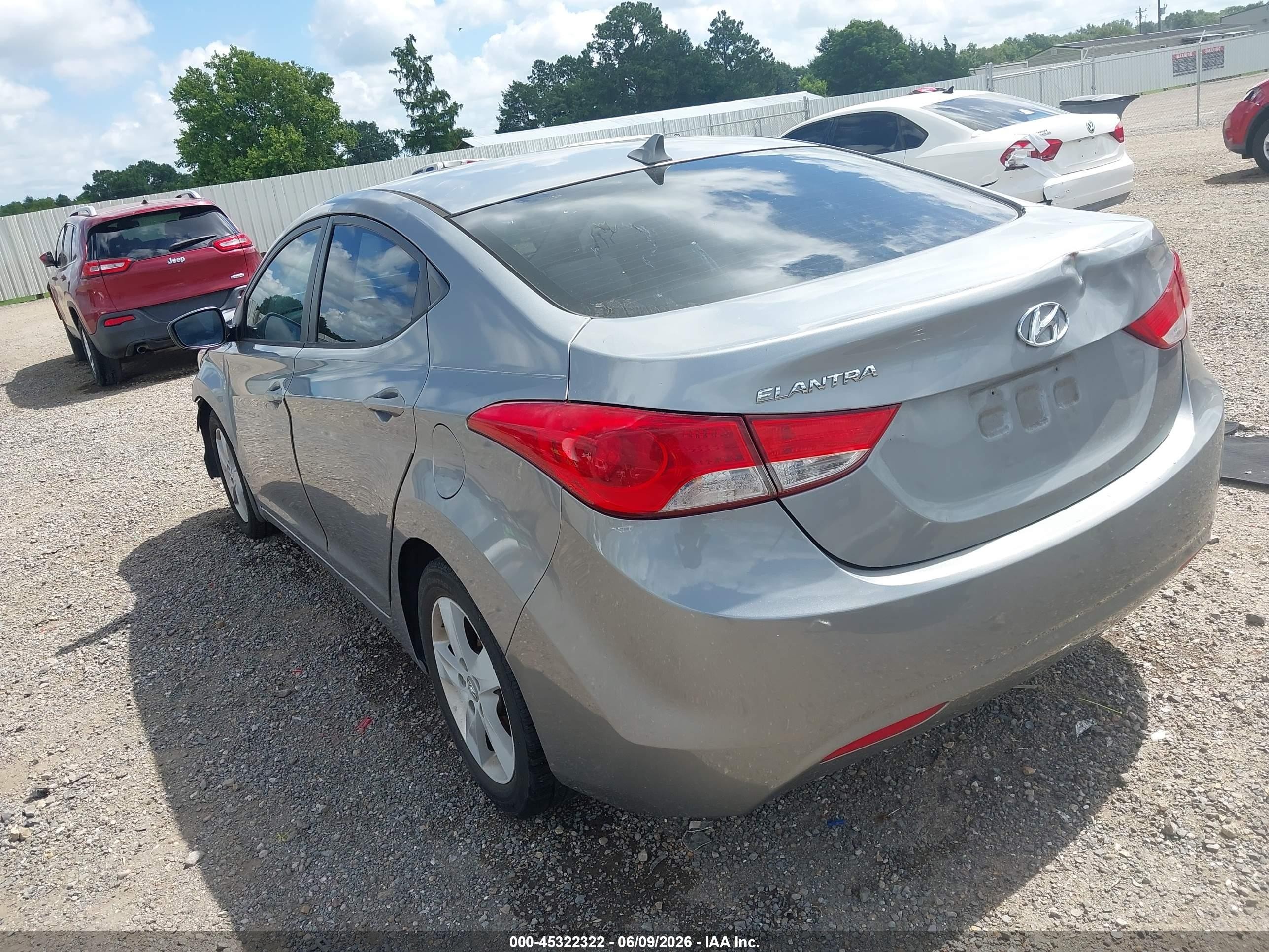 2013 Hyundai Elantra Gls Gray vin: KMHDH4AE0DU773752