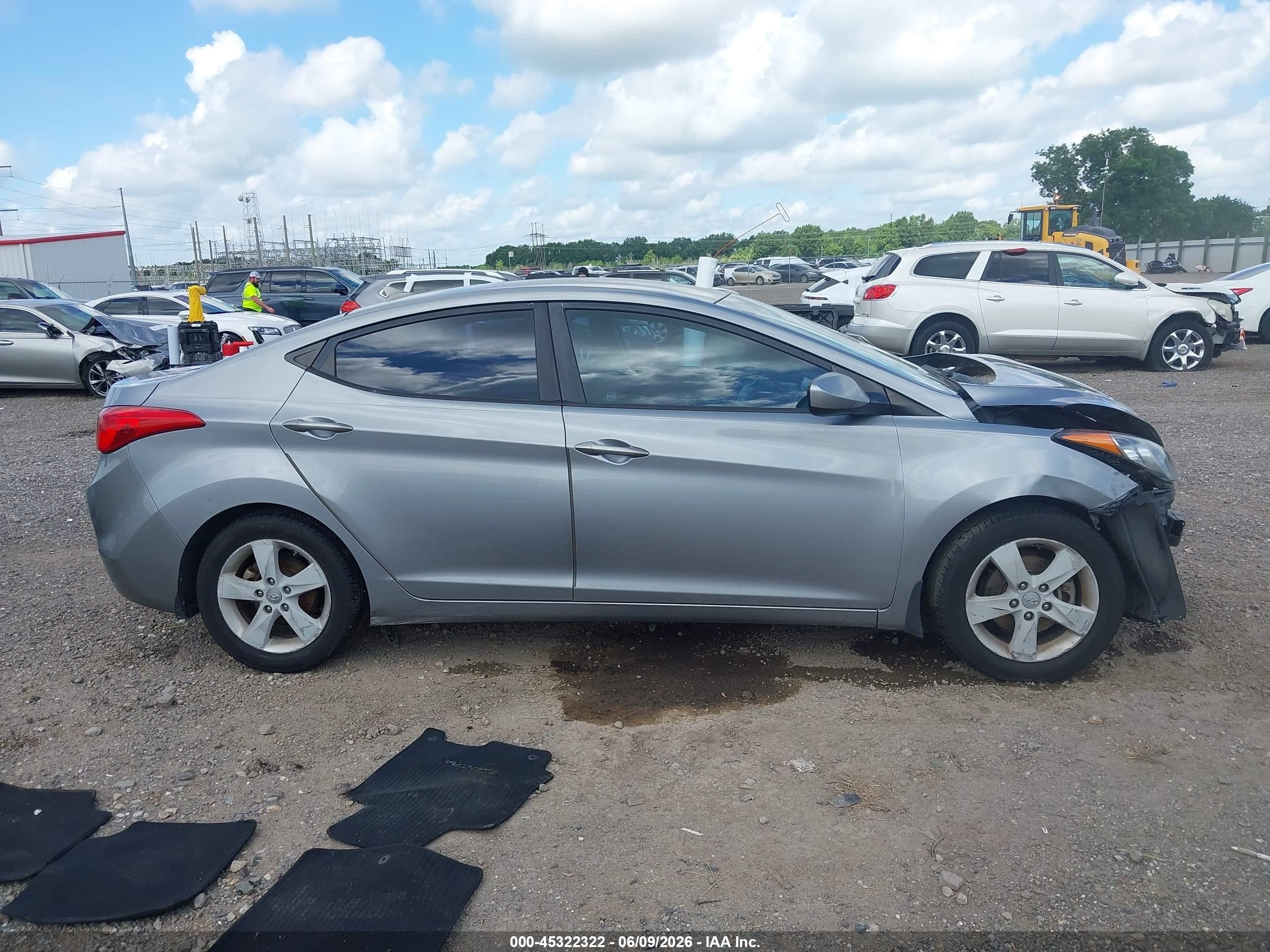 2013 Hyundai Elantra Gls Gray vin: KMHDH4AE0DU773752
