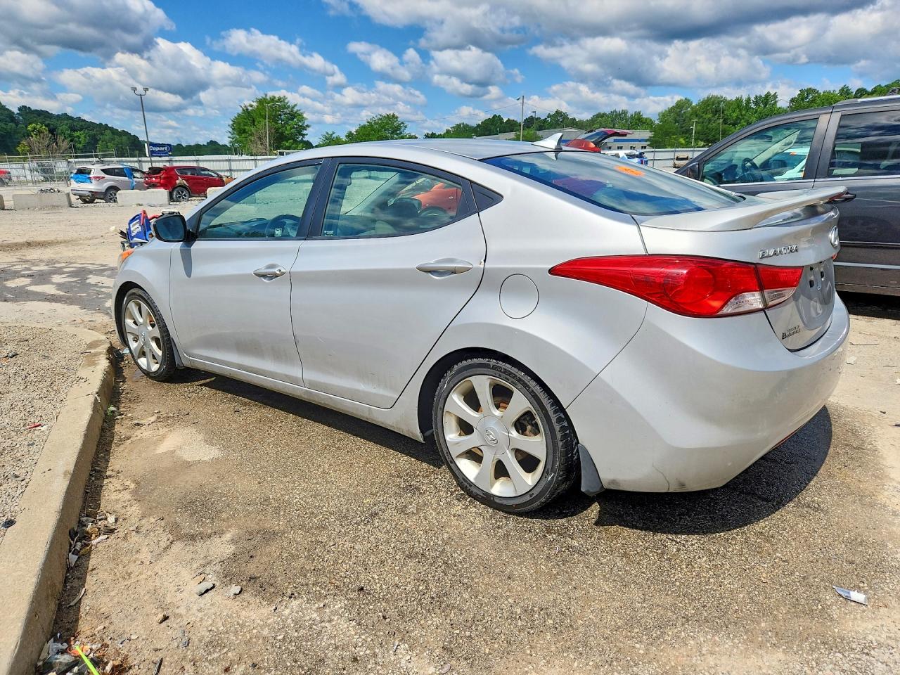 2013 Hyundai Elantra Limited Silver vin: KMHDH4AE0DU780782