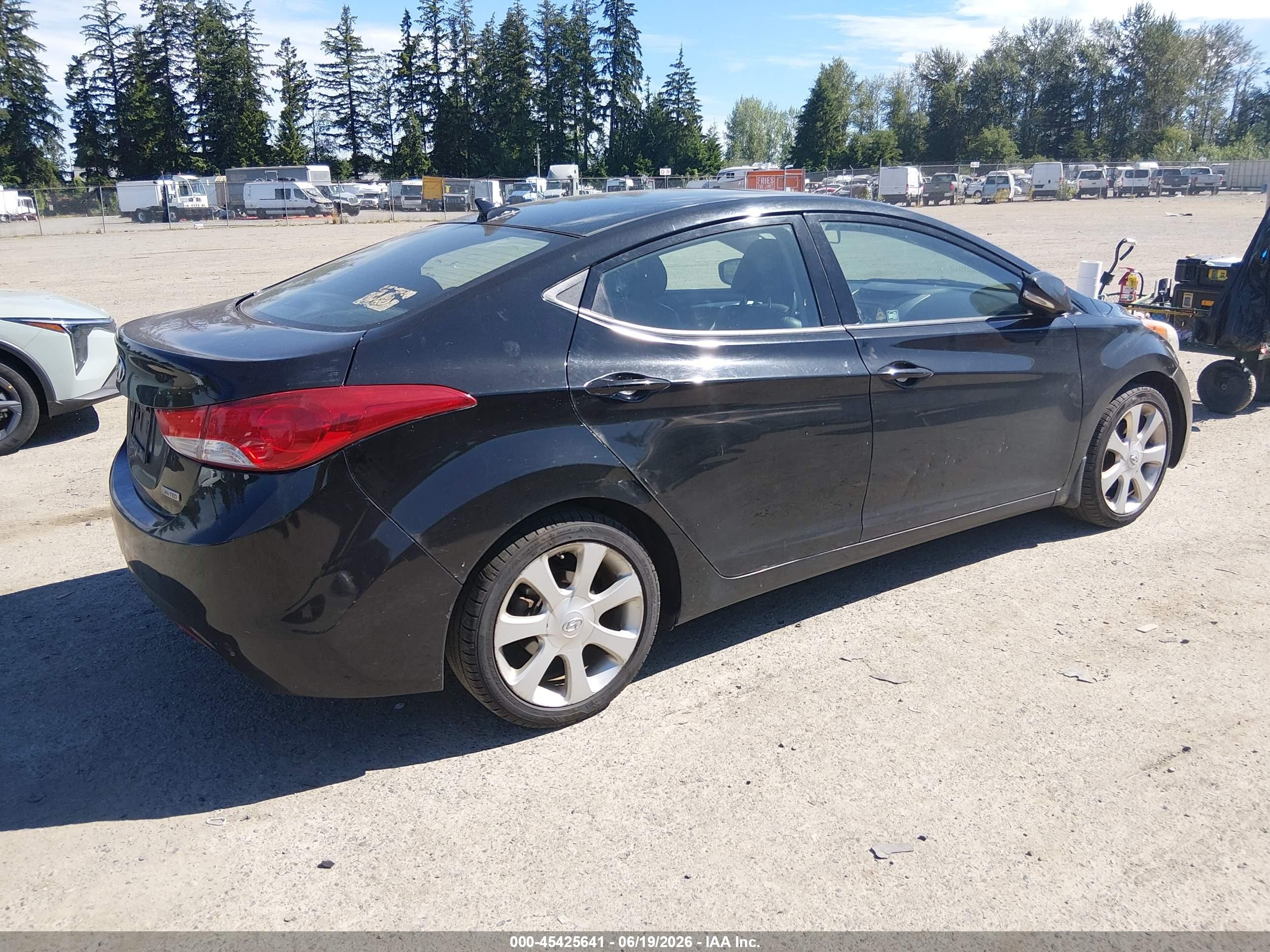 2013 Hyundai Elantra Limited Black vin: KMHDH4AE0DU805762