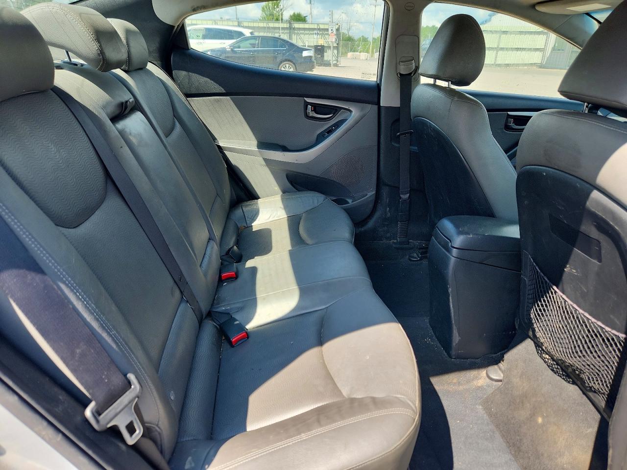 2013 Hyundai Elantra Limited Silver vin: KMHDH4AE0DU842178