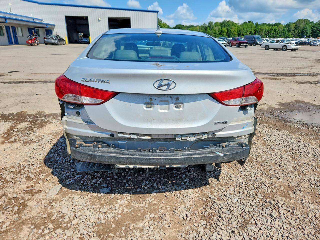 2013 Hyundai Elantra Limited Silver vin: KMHDH4AE0DU842178