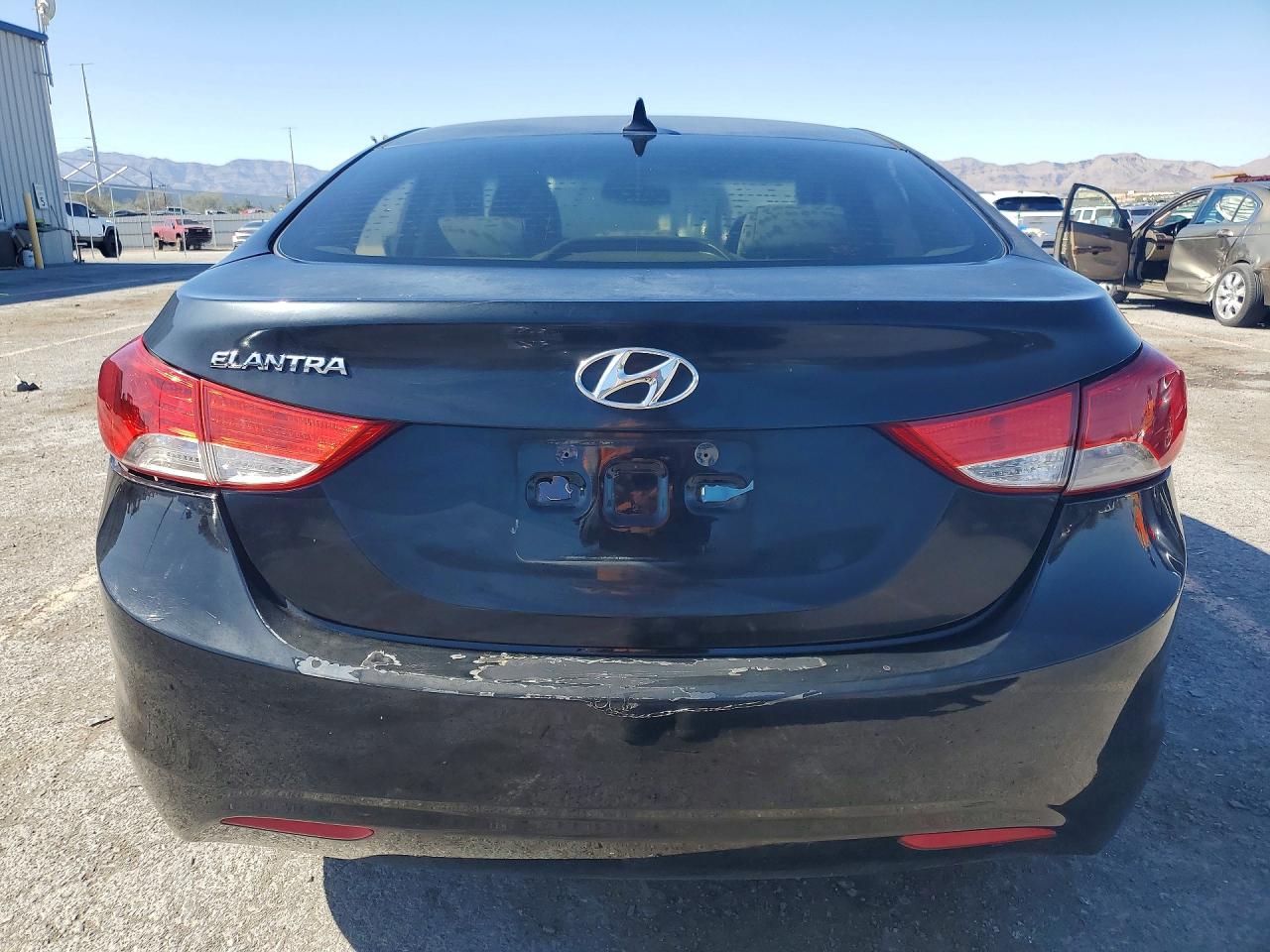 2013 Hyundai Elantra Gls Black vin: KMHDH4AE0DU851947