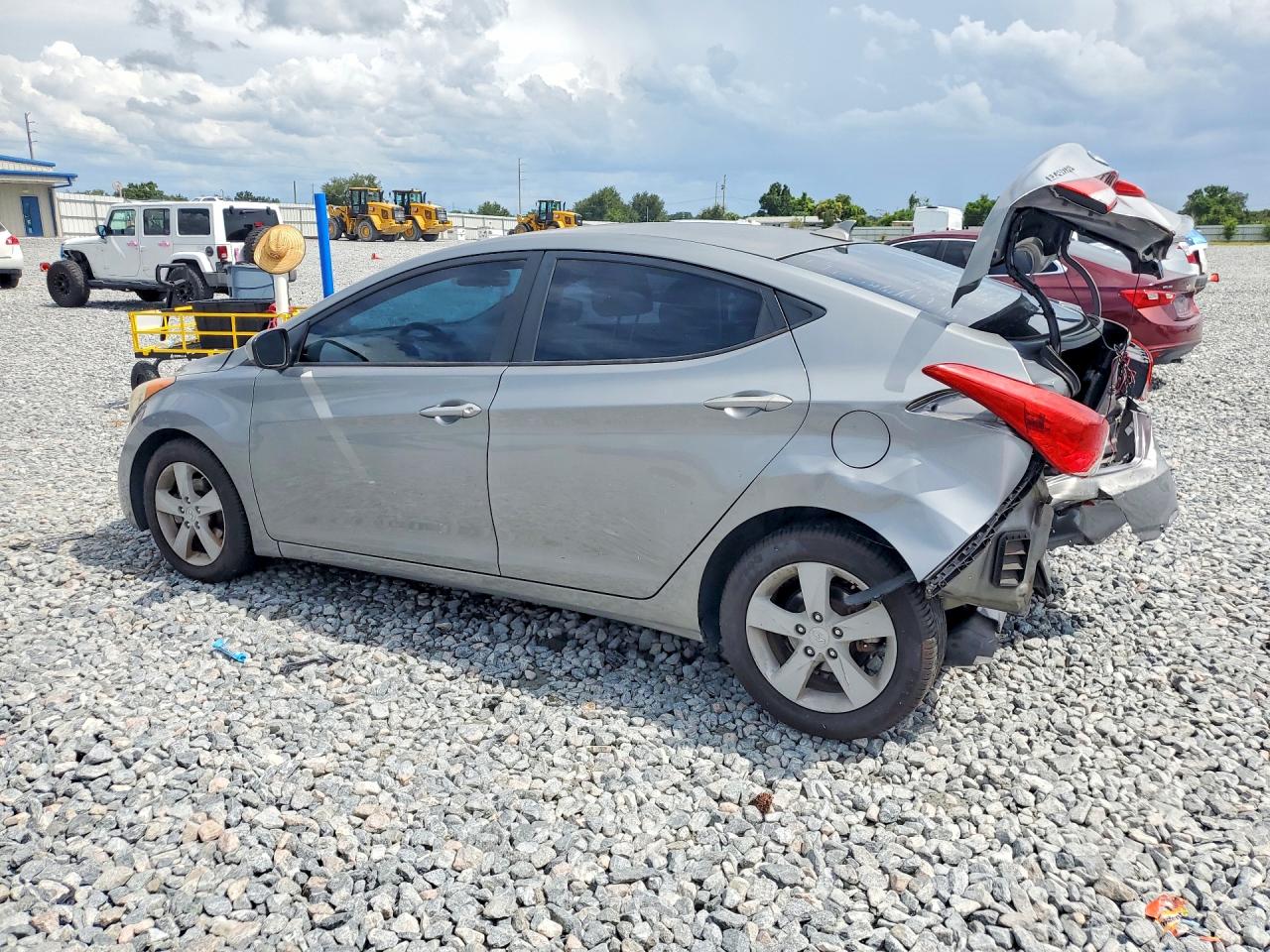 2013 Hyundai Elantra Gls Silver vin: KMHDH4AE0DU928817