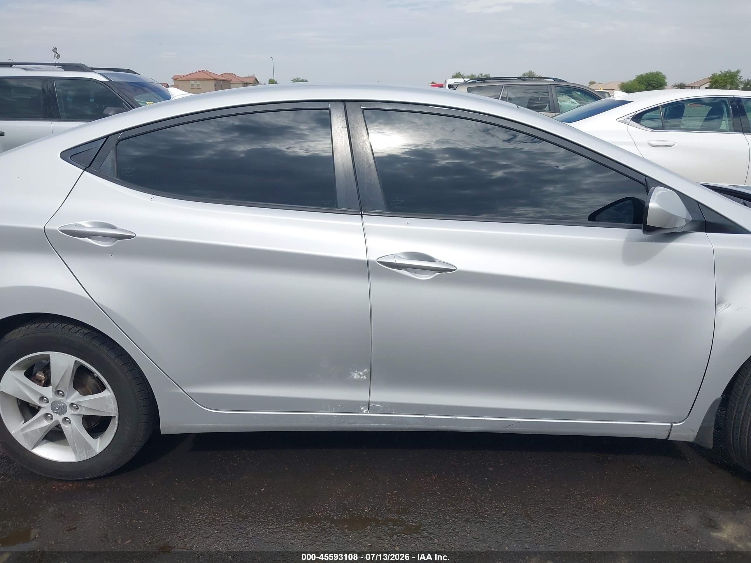 2013 Hyundai Elantra Gls Silver vin: KMHDH4AE0DU954463