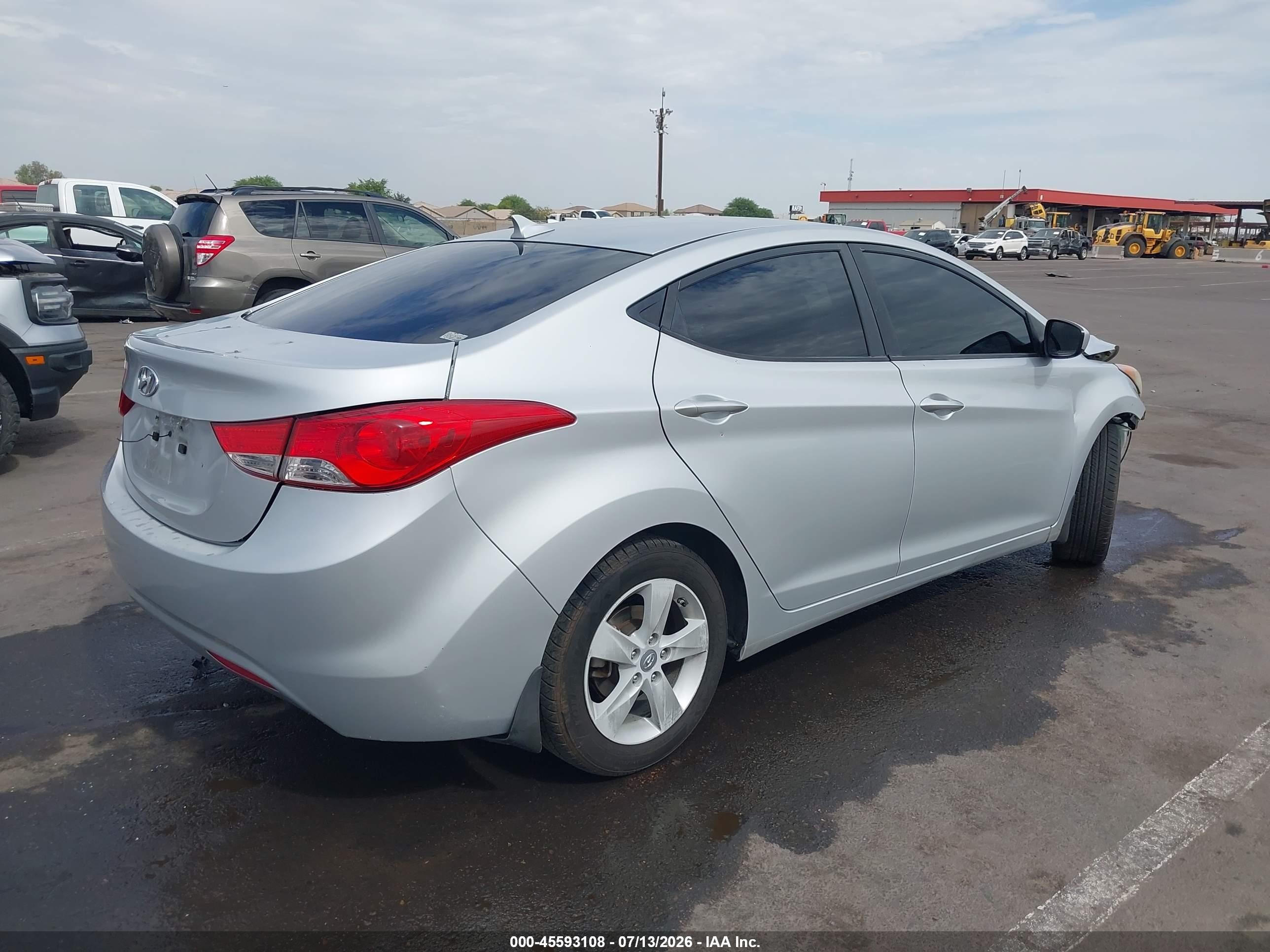 2013 Hyundai Elantra Gls Silver vin: KMHDH4AE0DU954463