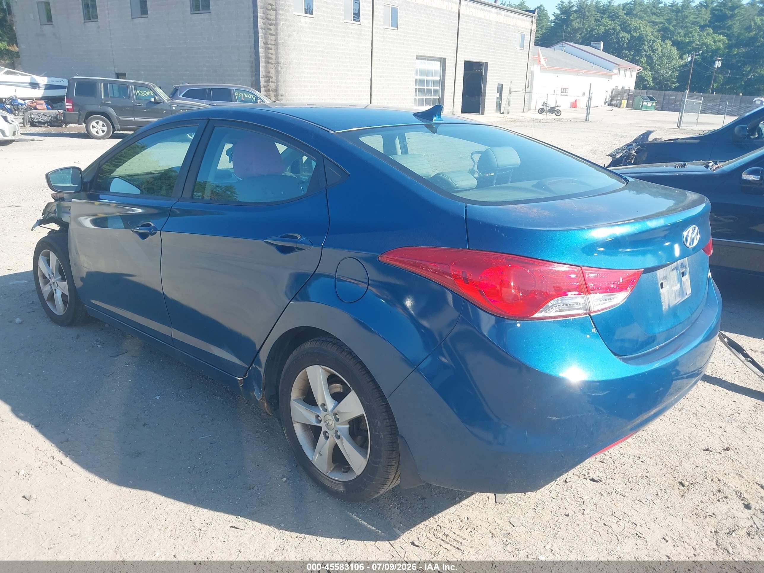2013 Hyundai Elantra Gls Blue vin: KMHDH4AE0DU971828