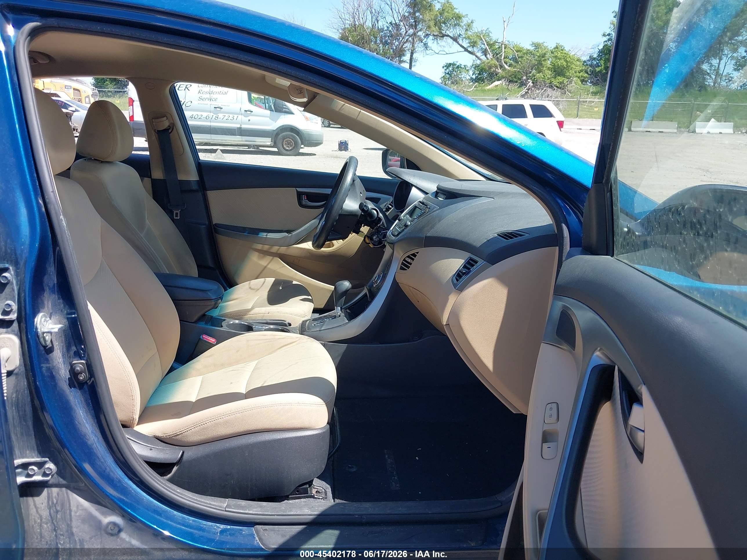 2013 Hyundai Elantra Gls Blue vin: KMHDH4AE0DU990184