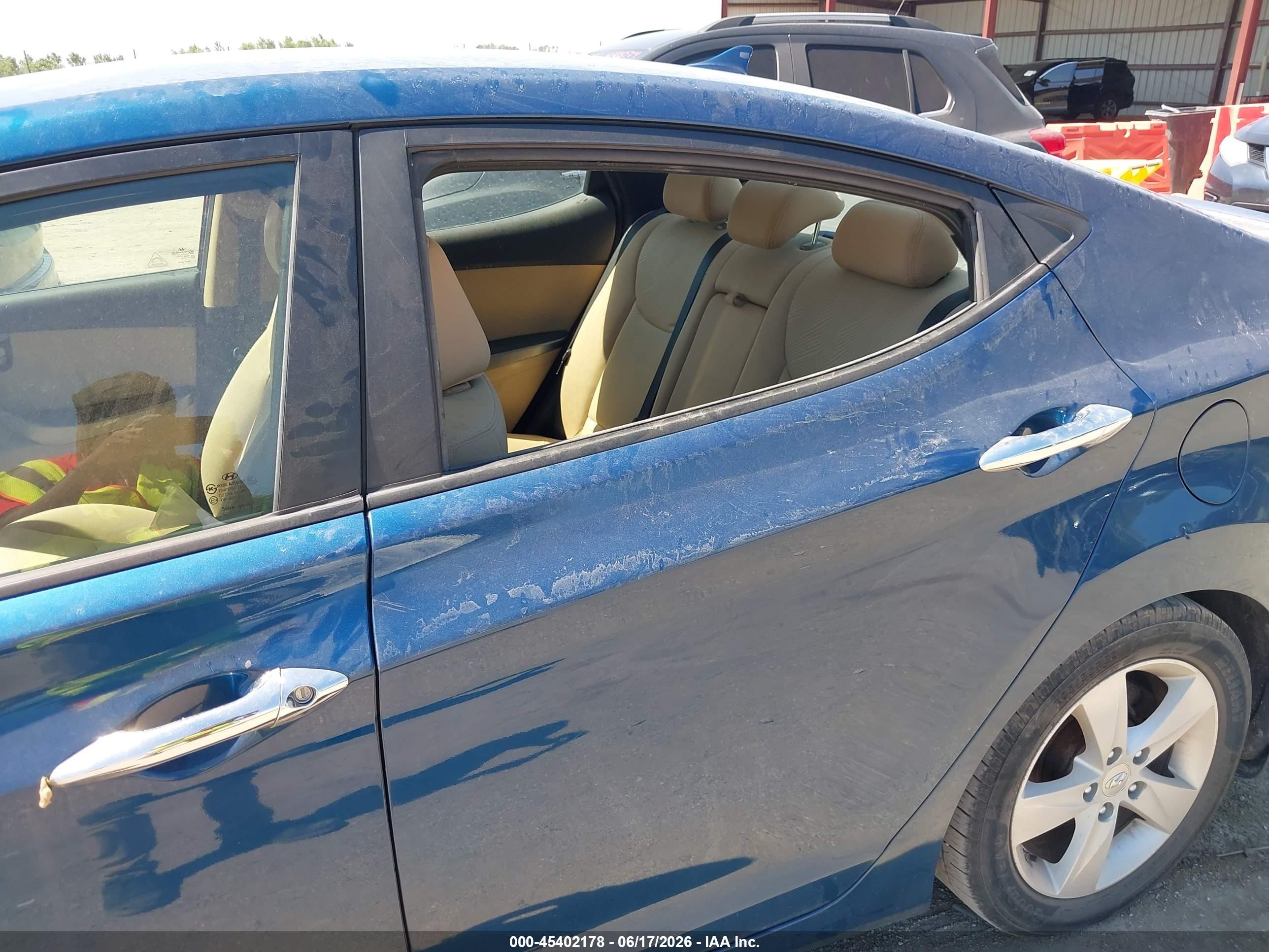 2013 Hyundai Elantra Gls Blue vin: KMHDH4AE0DU990184