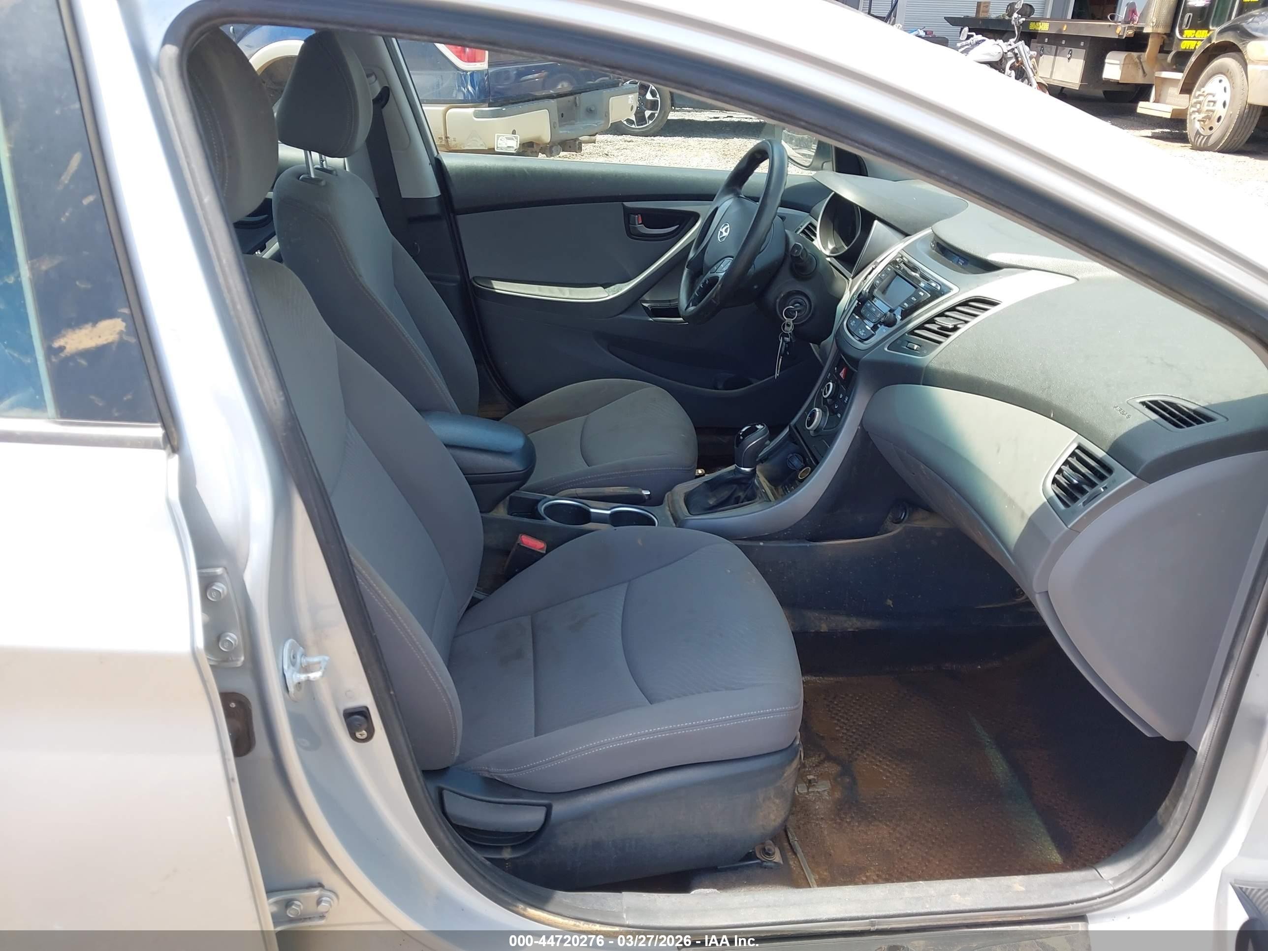 2014 Hyundai Elantra Se Серебряный vin: KMHDH4AE0EU164727