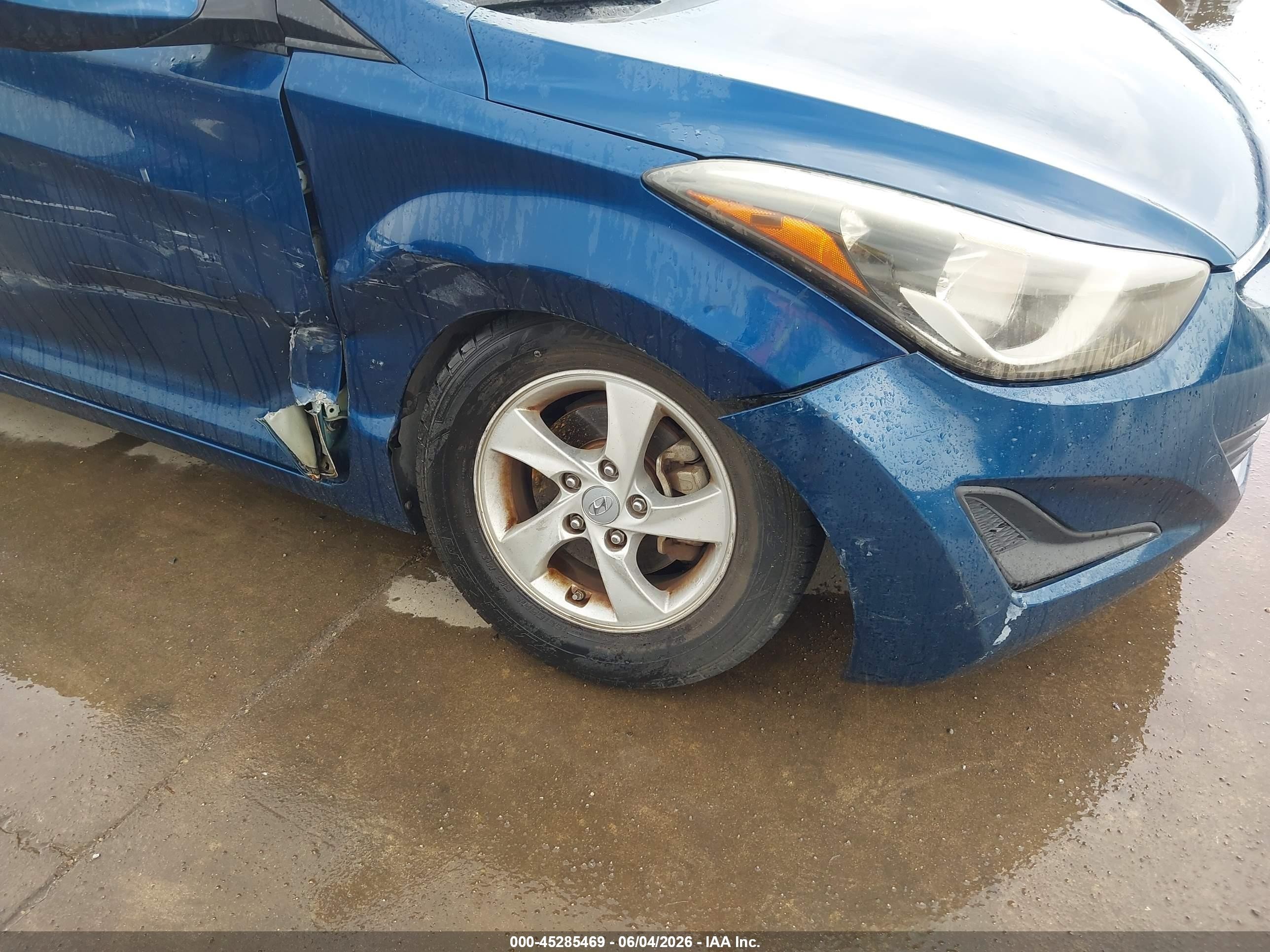 2014 Hyundai Elantra Se Blue vin: KMHDH4AE0EU199431