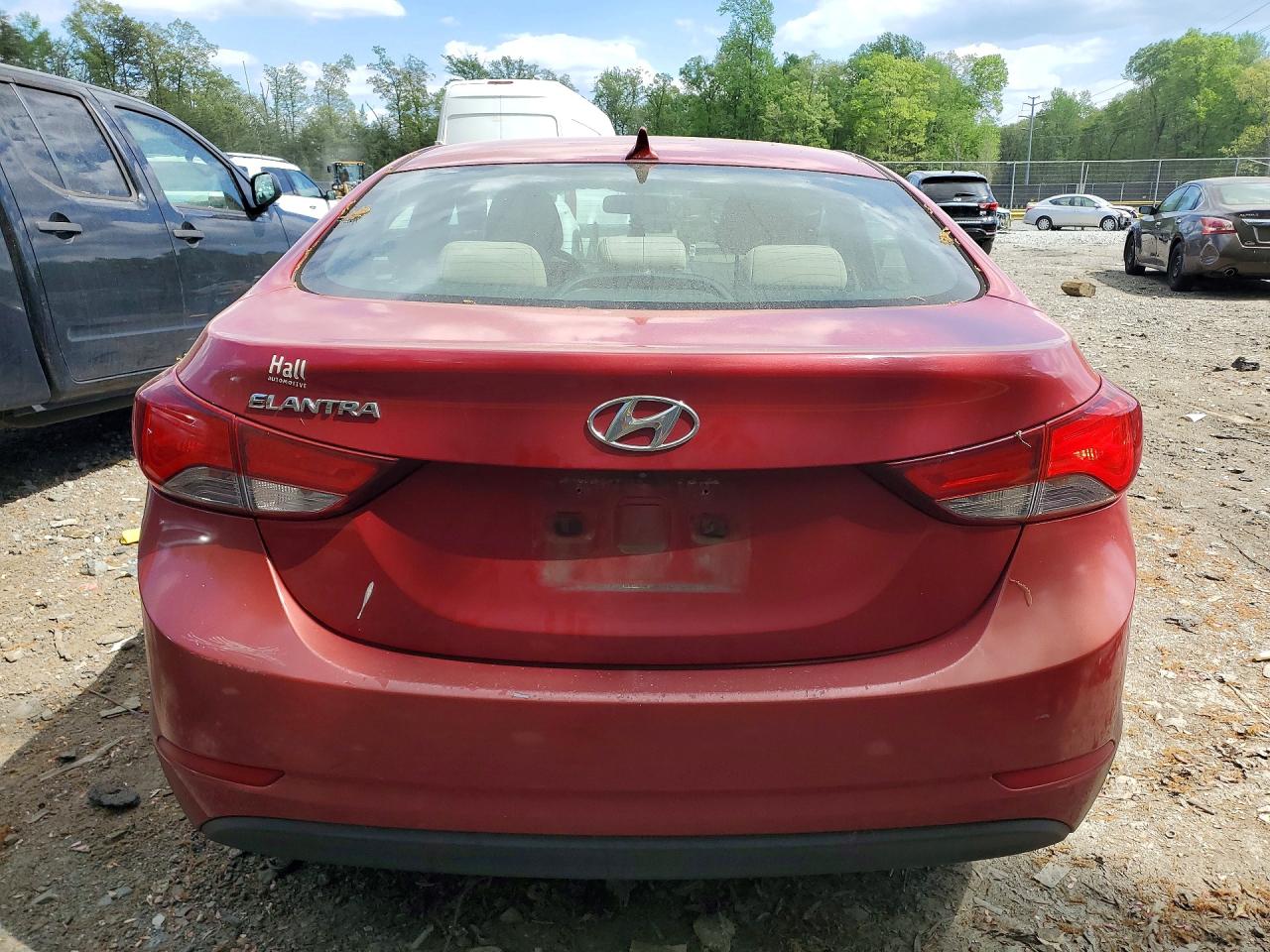 2015 Hyundai Elantra Se Red vin: KMHDH4AE0FU300419