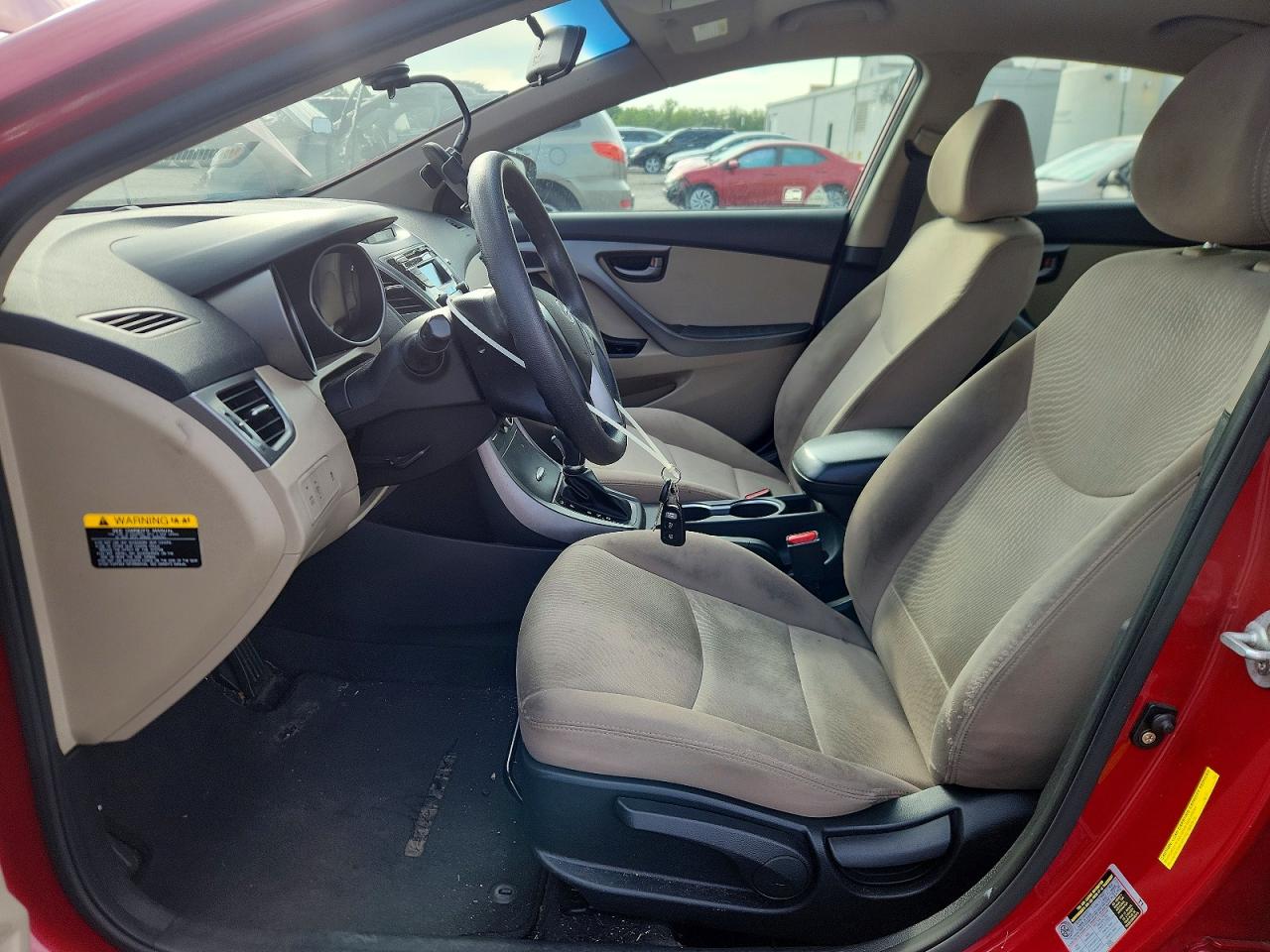 2015 Hyundai Elantra Red vin: KMHDH4AE0FU322274