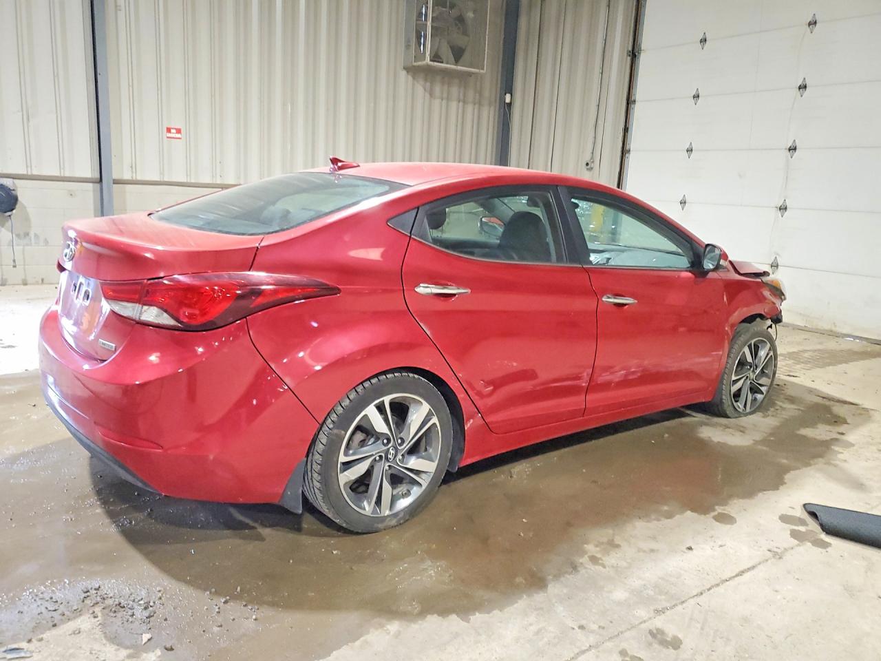 2015 Hyundai Elantra Limited Red vin: KMHDH4AE0FU326163