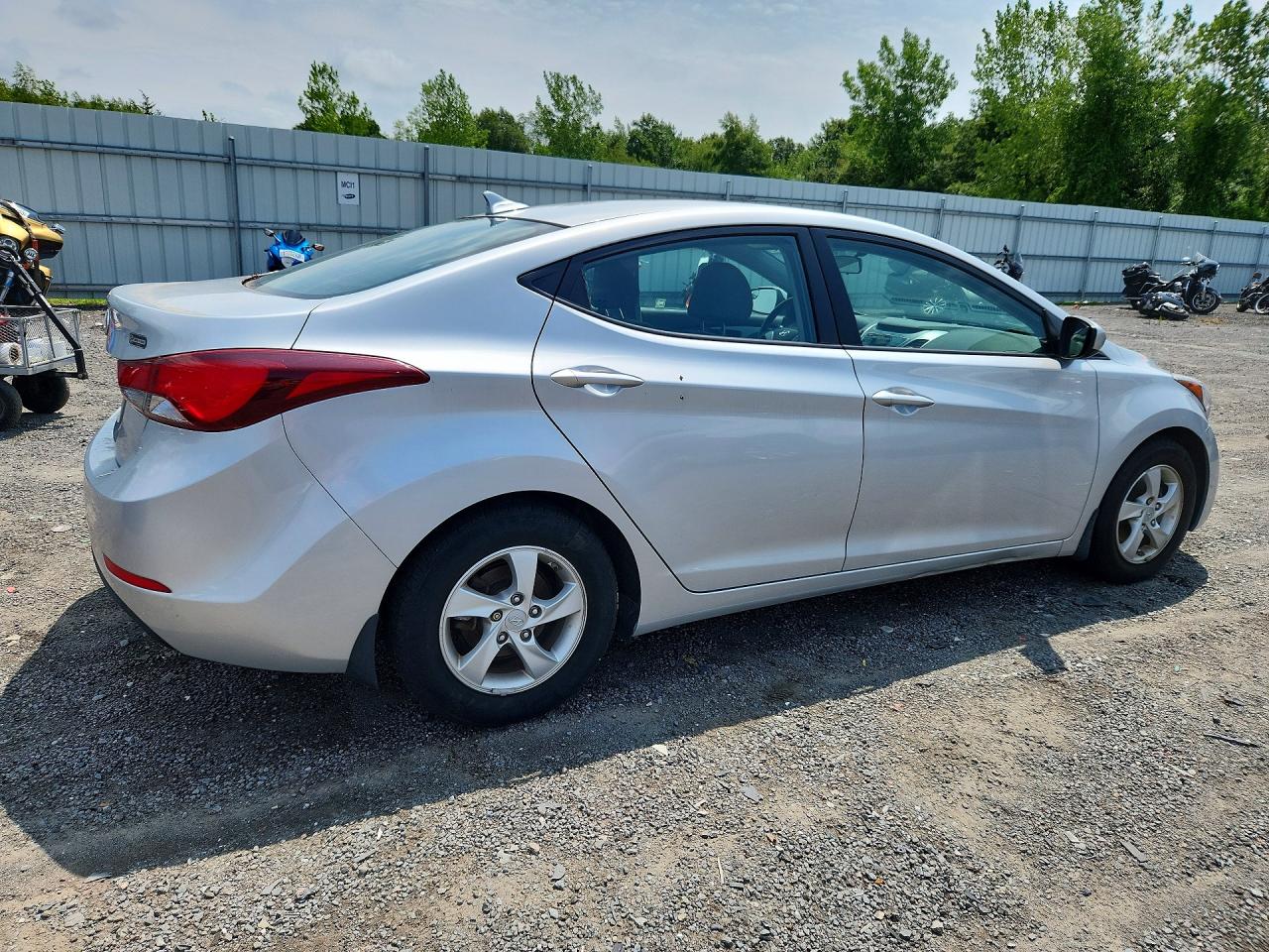 2015 Hyundai Elantra Se Серебряный vin: KMHDH4AE0FU328902