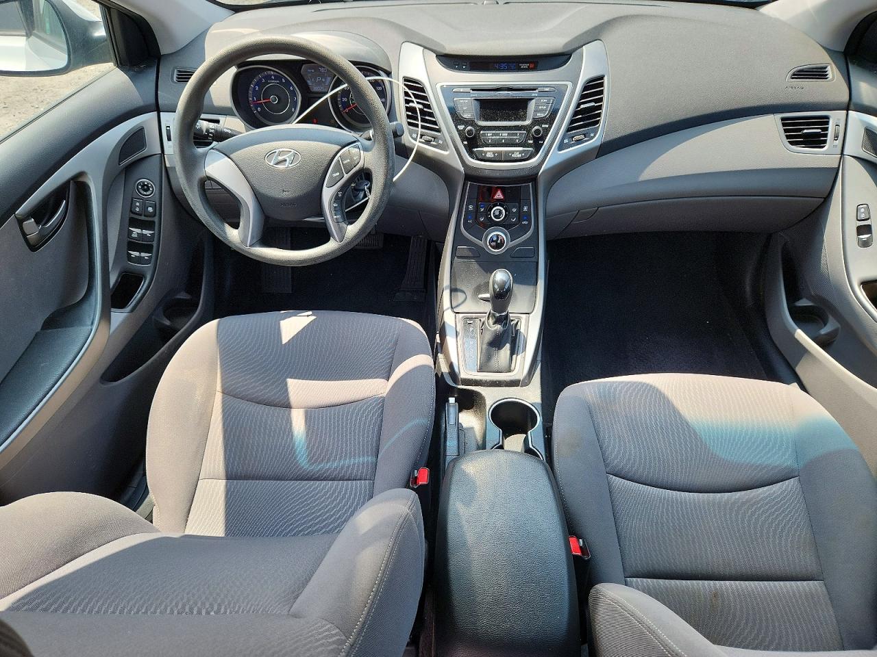 2015 Hyundai Elantra Se Серебряный vin: KMHDH4AE0FU328902