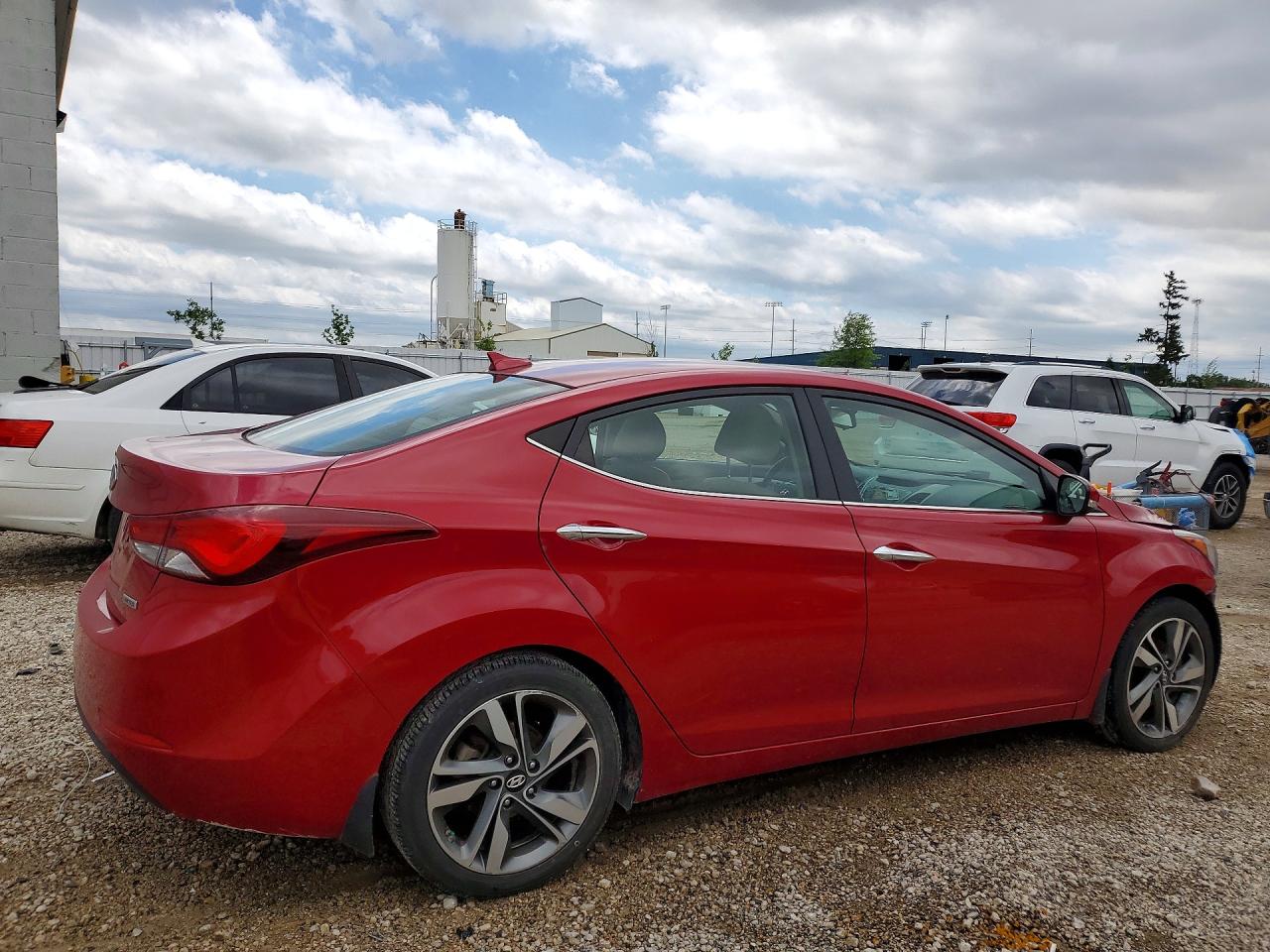 2015 Hyundai Elantra Limited Red vin: KMHDH4AE0FU393703
