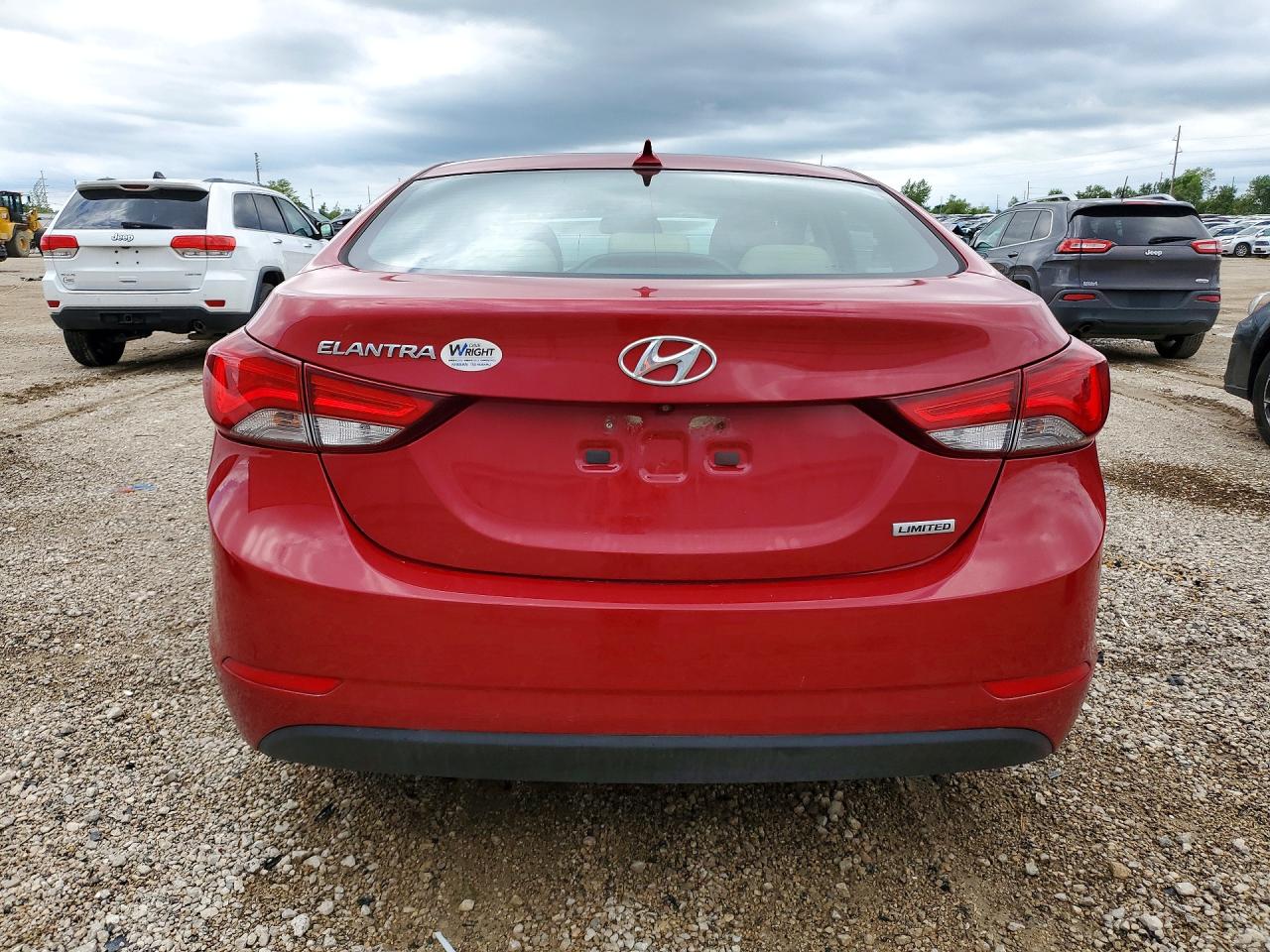 2015 Hyundai Elantra Limited Red vin: KMHDH4AE0FU393703