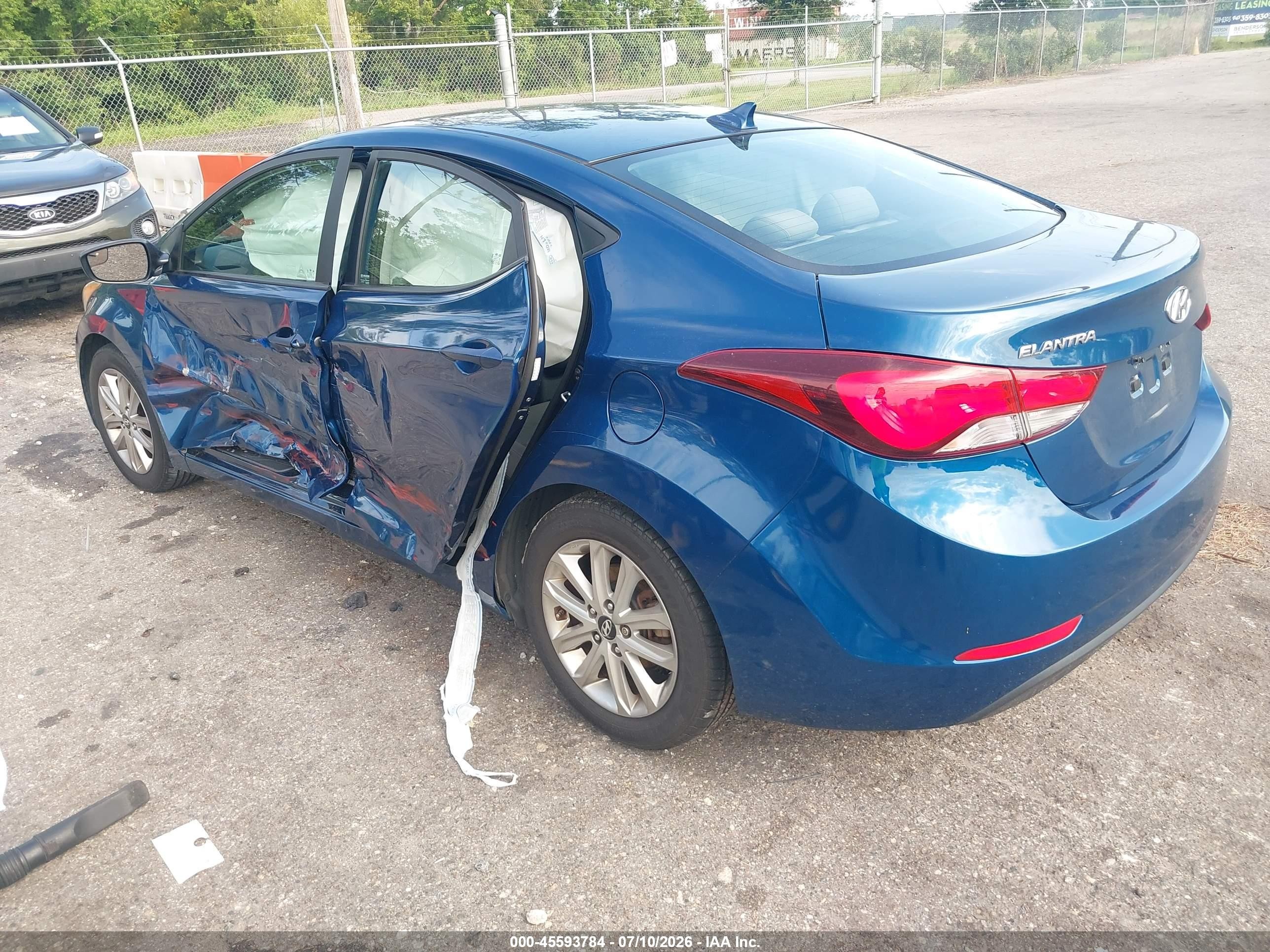 2015 Hyundai Elantra Se Blue vin: KMHDH4AE0FU456931