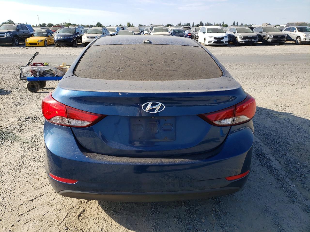 2016 Hyundai Elantra Se Blue vin: KMHDH4AE0GU542659