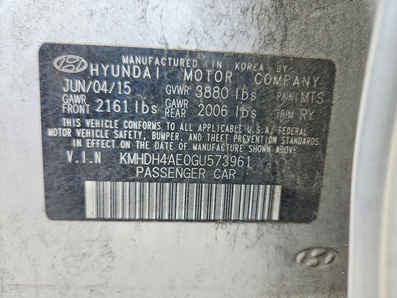 2016 Hyundai Elantra Limited Silver vin: KMHDH4AE0GU573961