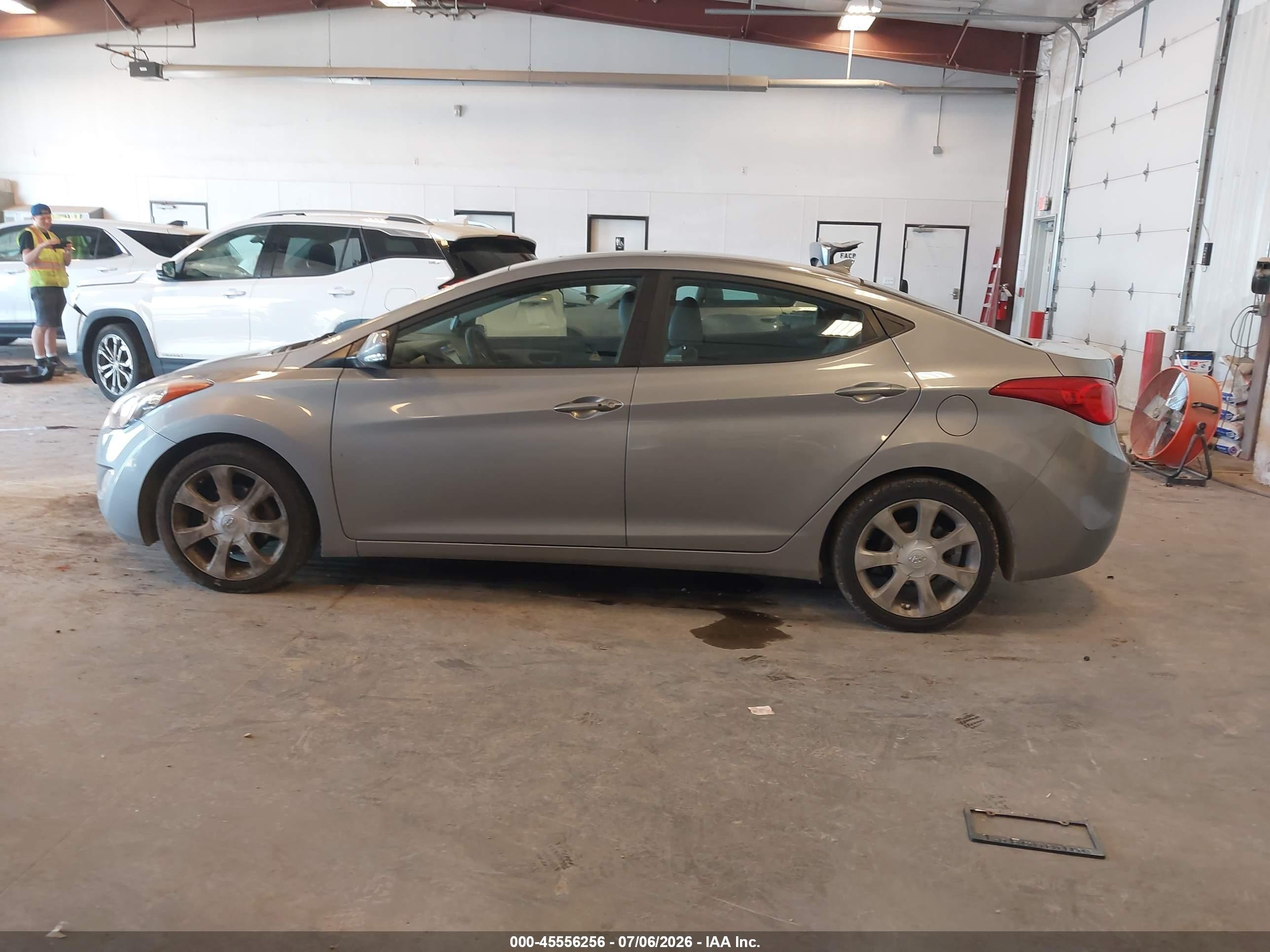 2011 Hyundai Elantra Limited (ulsan Plant) Gray vin: KMHDH4AE1BU099947