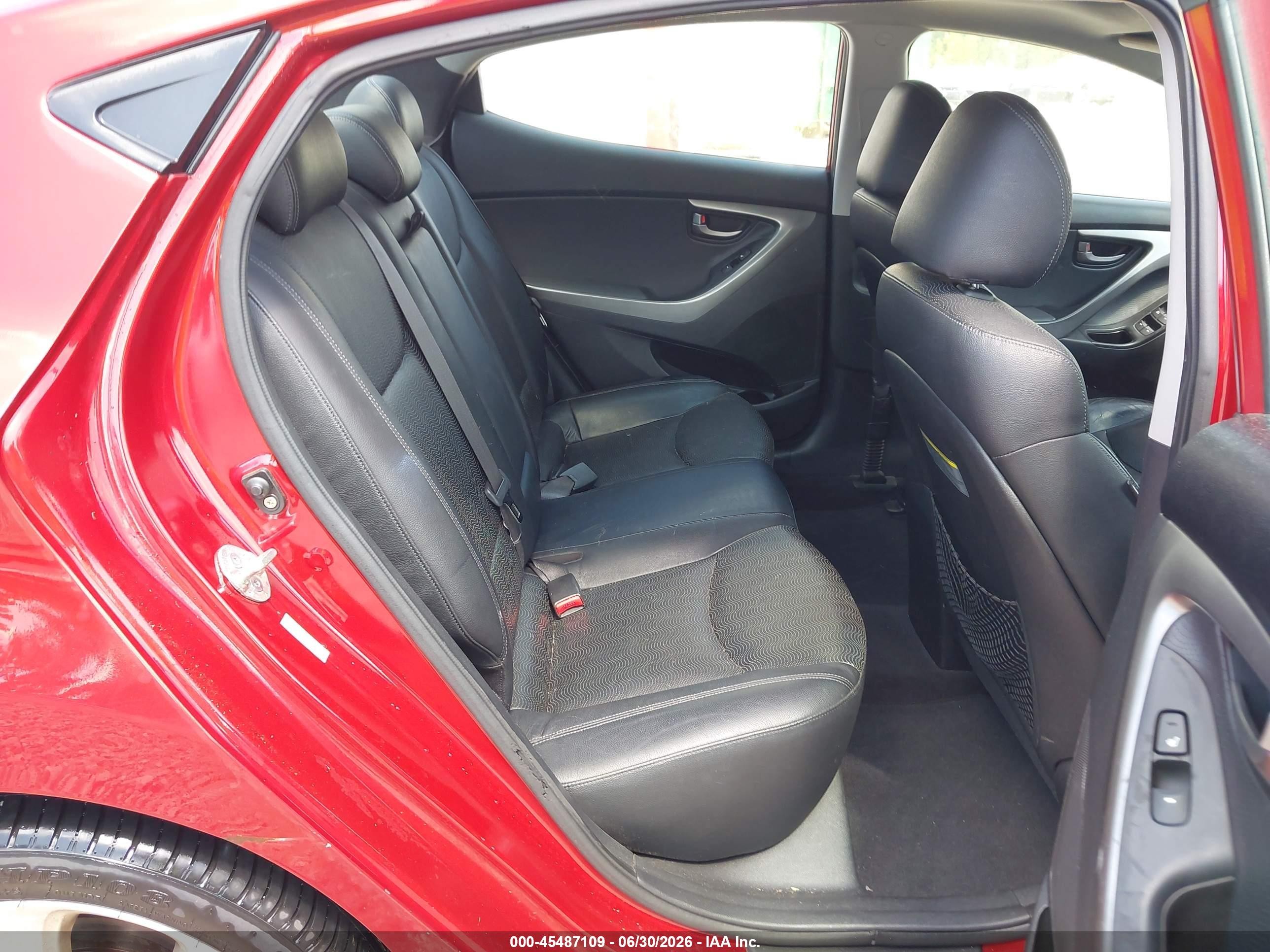 2011 Hyundai Elantra Limited (ulsan Plant) Красный vin: KMHDH4AE1BU108601