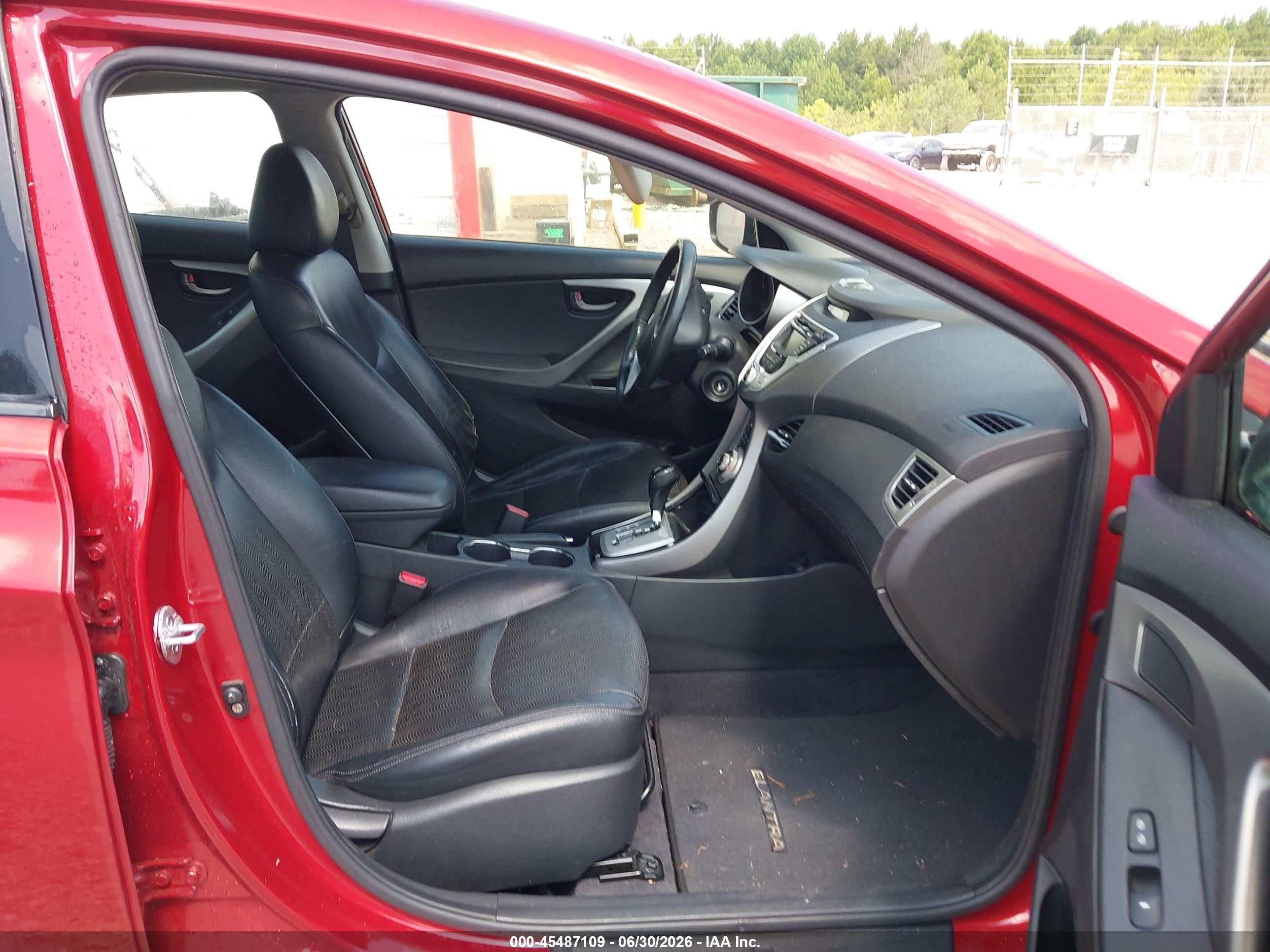 2011 Hyundai Elantra Limited (ulsan Plant) Красный vin: KMHDH4AE1BU108601