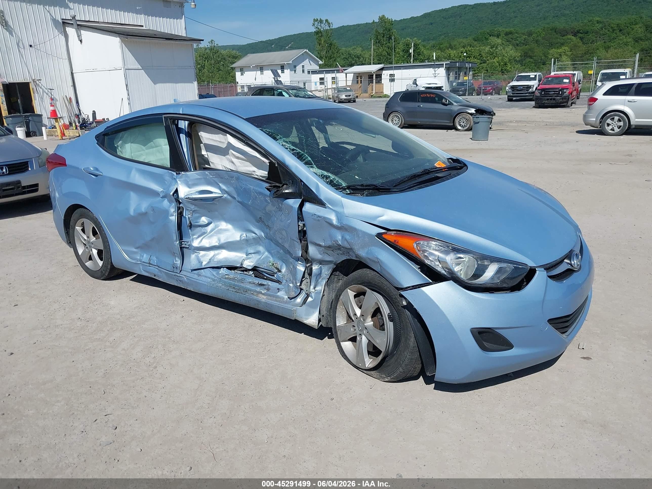 2011 Hyundai Elantra Gls (ulsan Plant) Light Blue vin: KMHDH4AE1BU114284